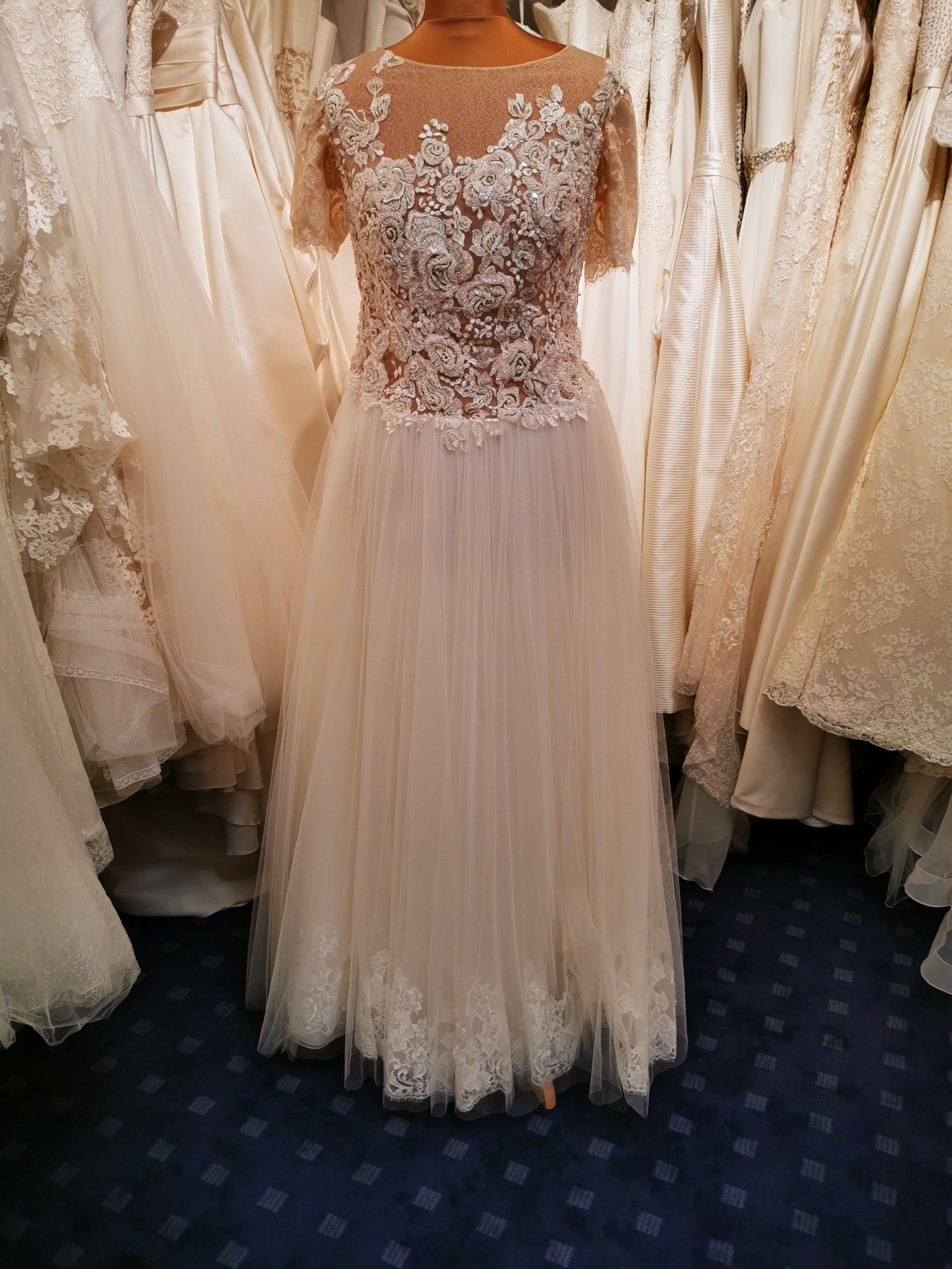 Unsere Second Hand Brautkleider