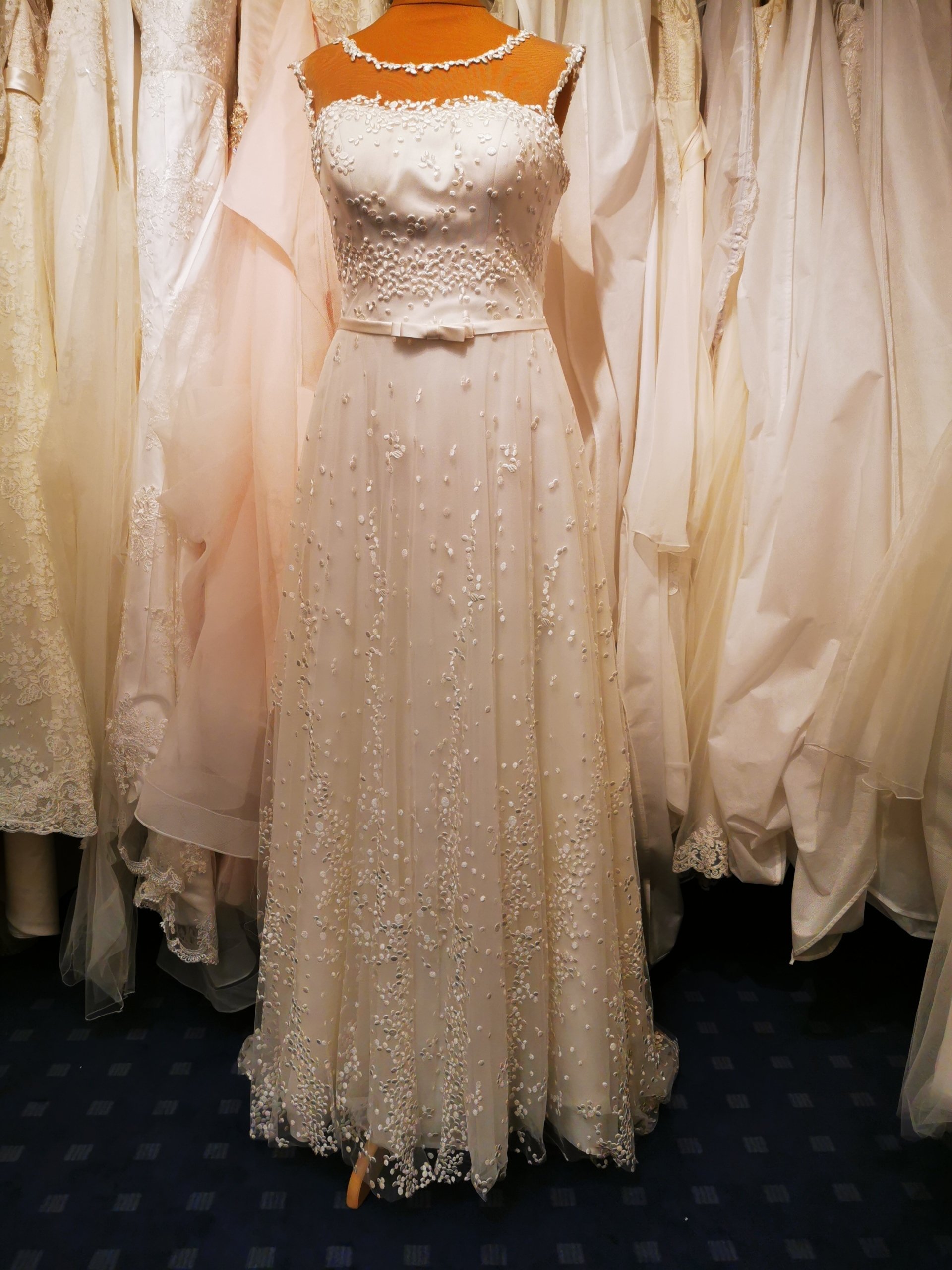 Unsere Second Hand Brautkleider