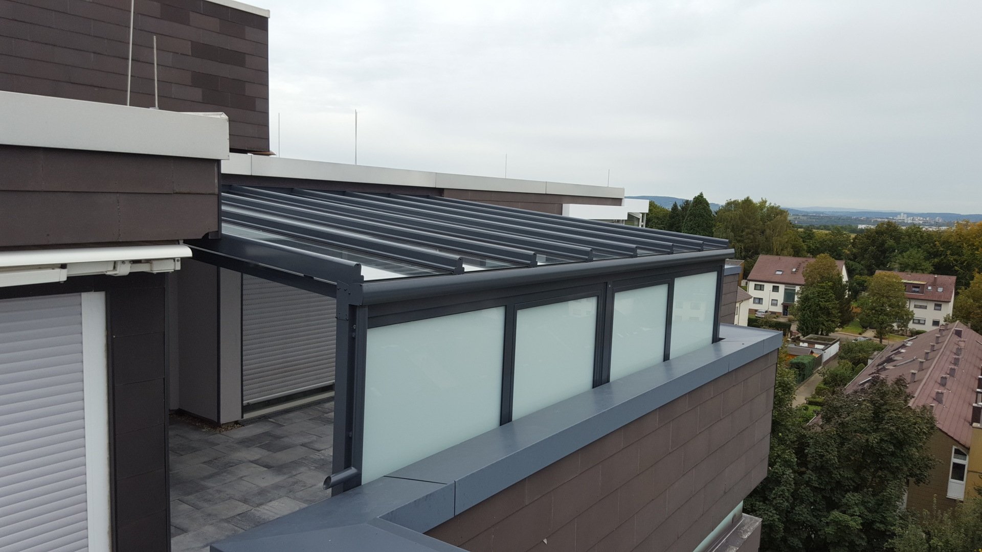 Überdachungen aus Stahl- oder Edelstahl