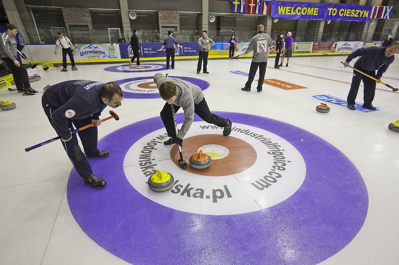 Ice Hockey & Curling Rinks