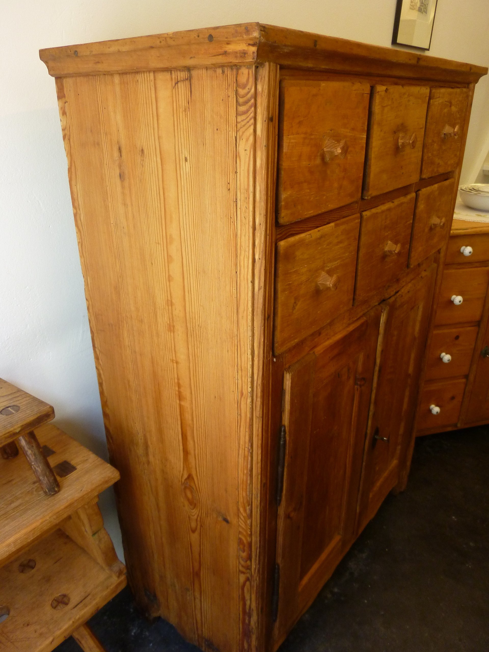 Antike Bauernschränke, antike Bauernkästen