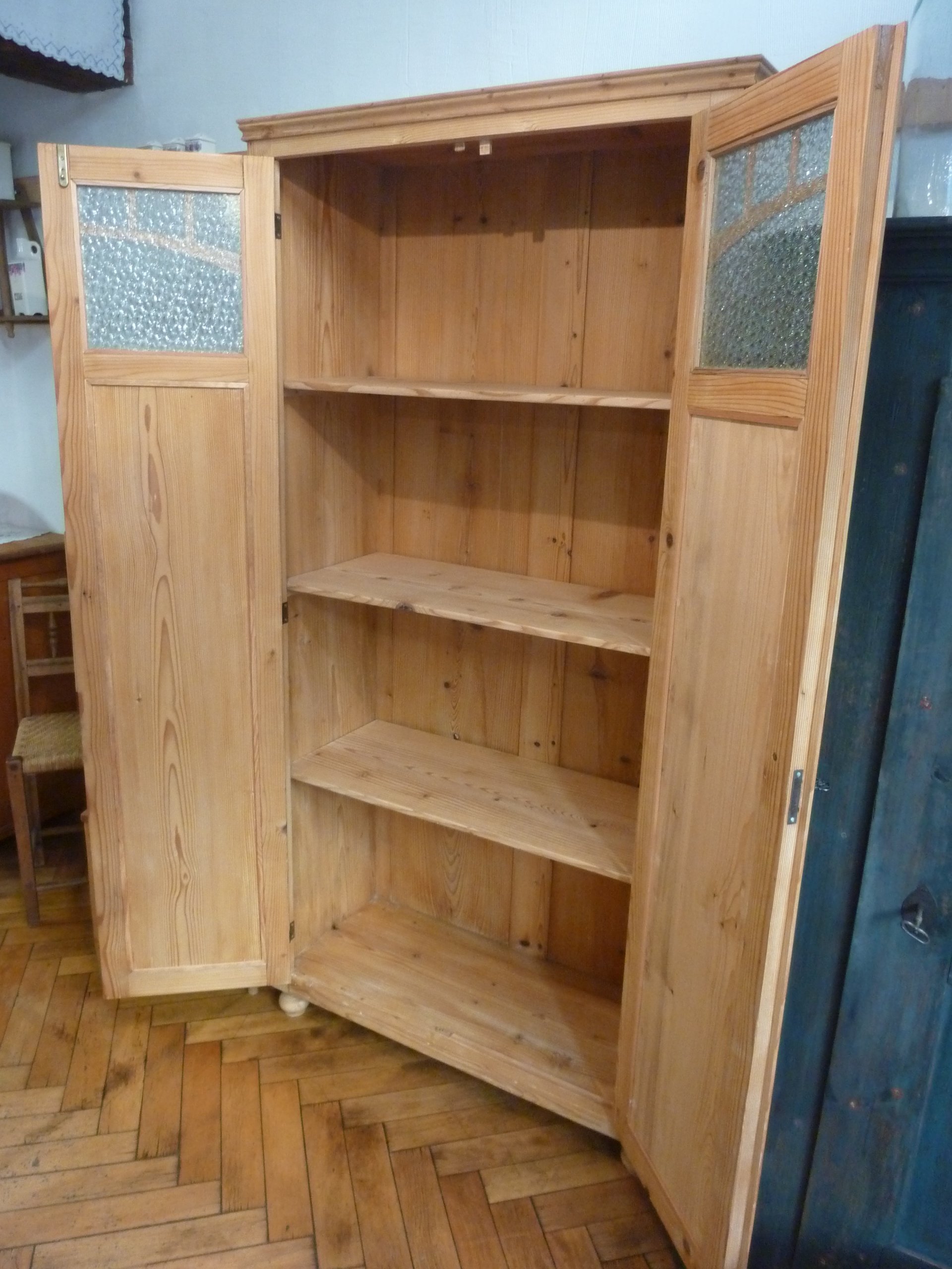 Antike Bauernschränke, antike Bauernkästen