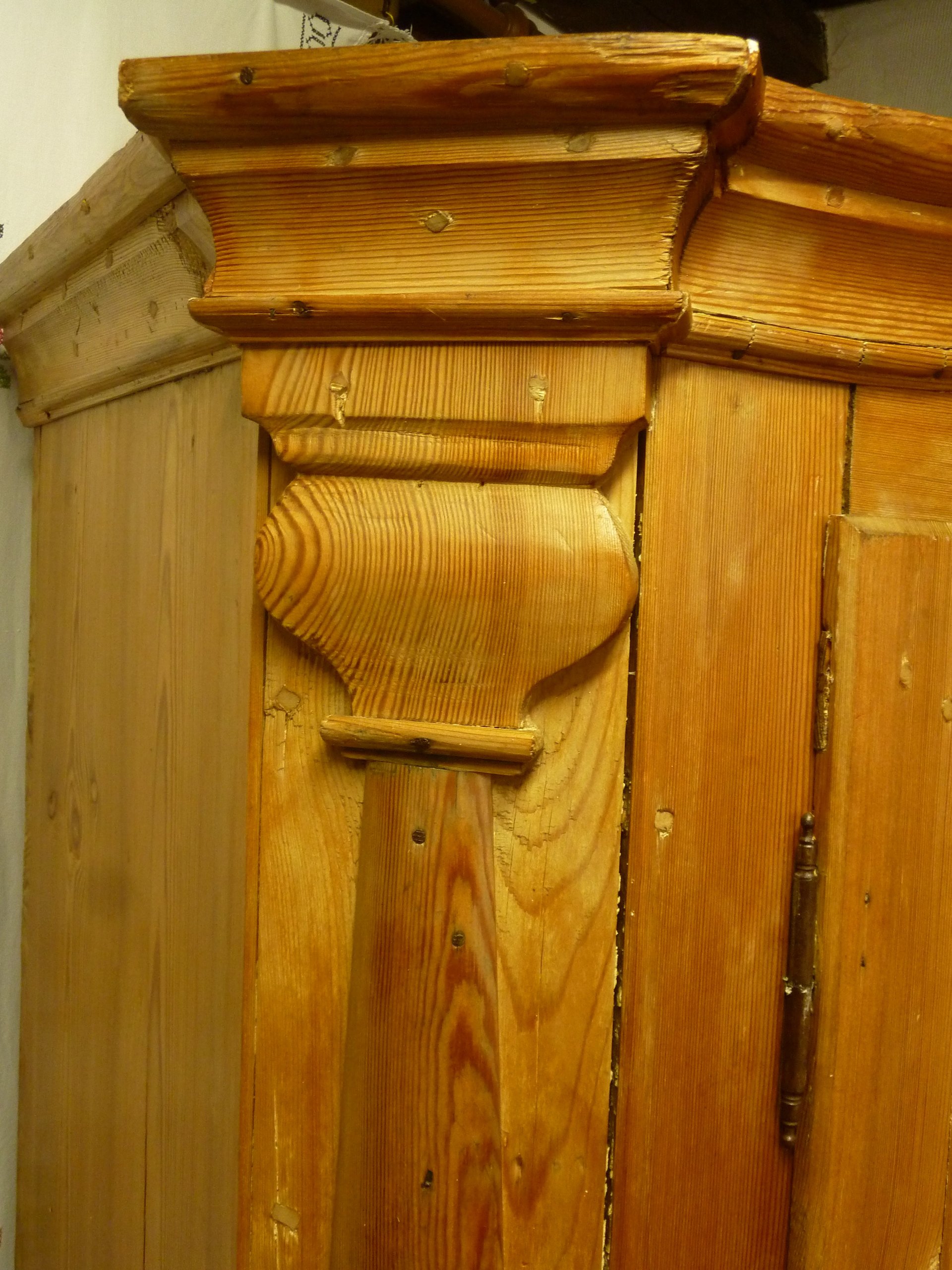 Antike Bauernschränke, antike Bauernkästen