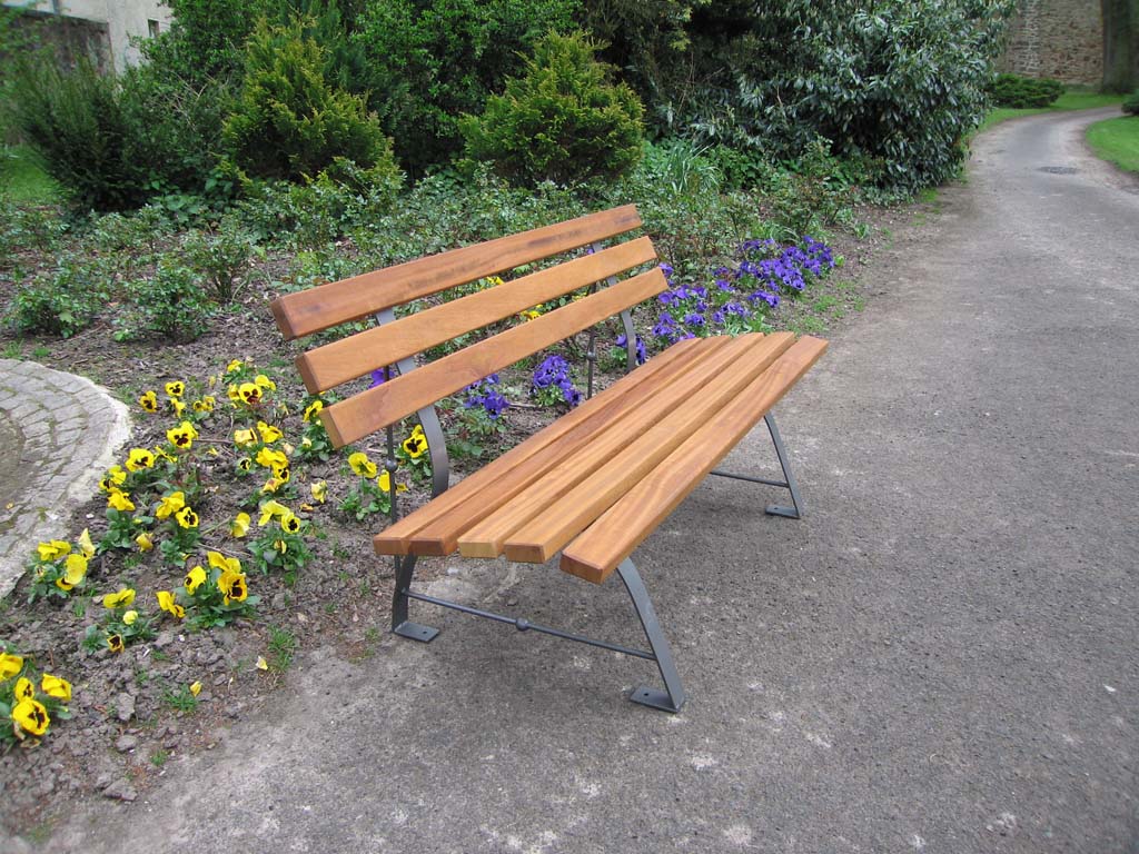 Park- und Gartenbänke