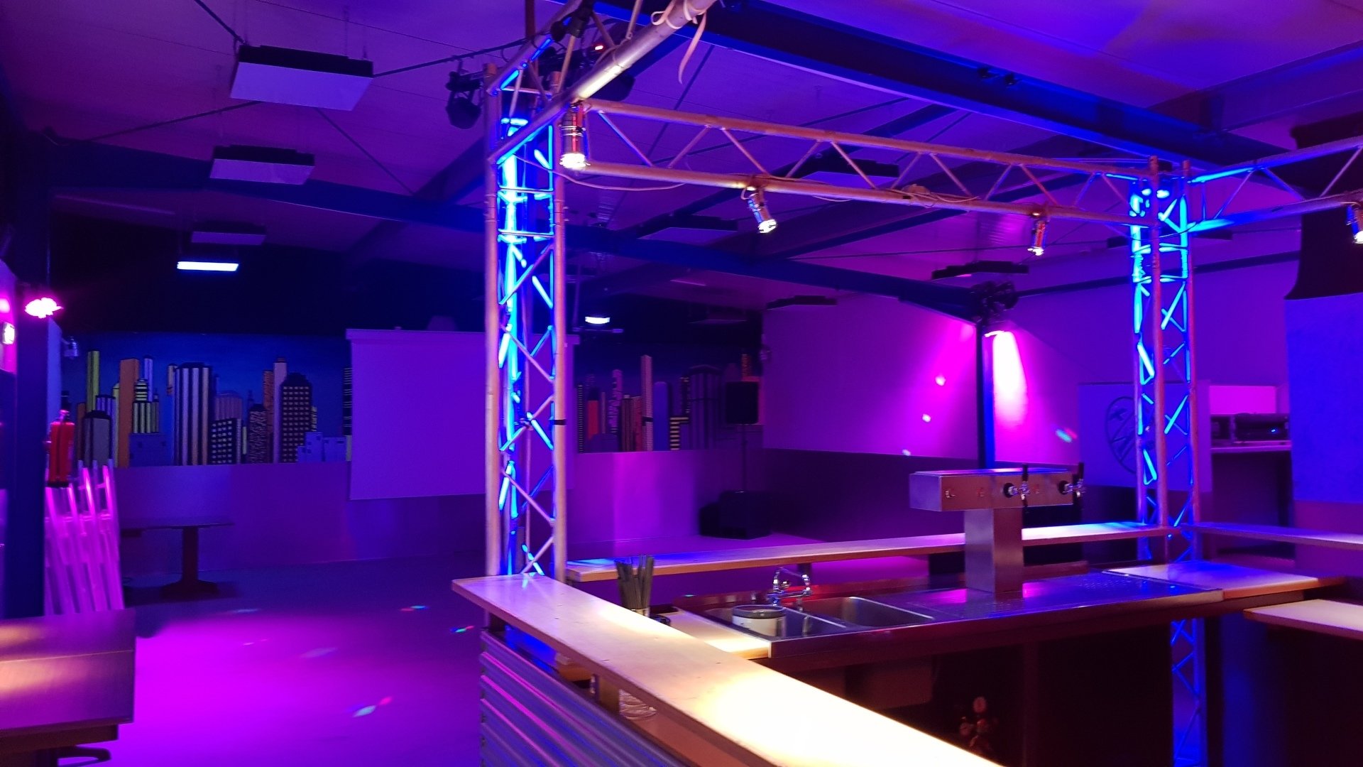 Die LMV Partyhalle Südstraße in Herne Der Partyraum zum mieten
