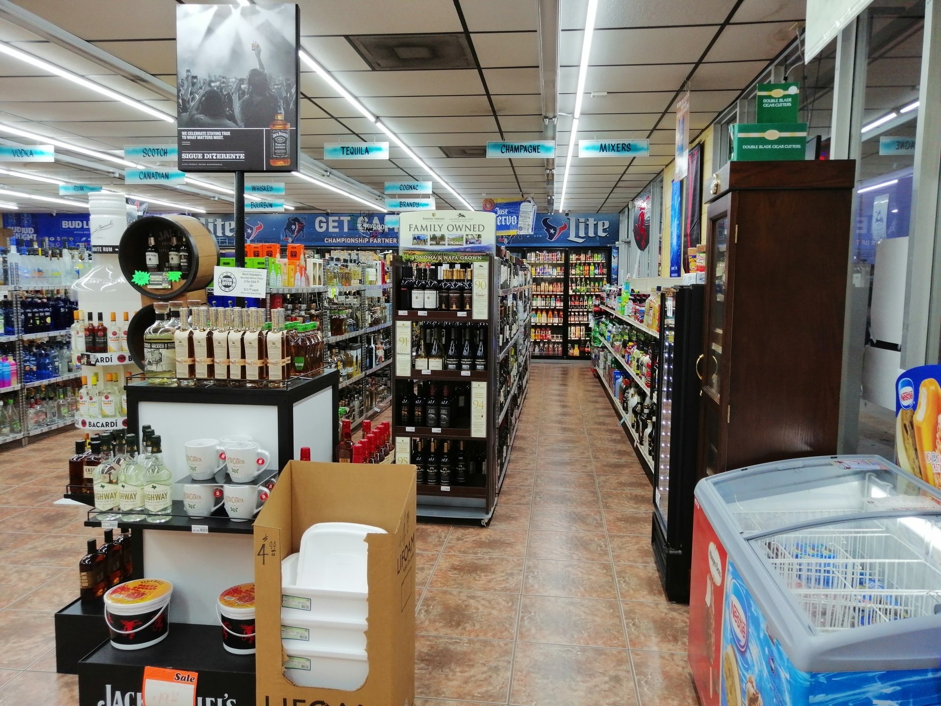 Friendswood Liquor Store Quality beer, wine and spirits at affordable