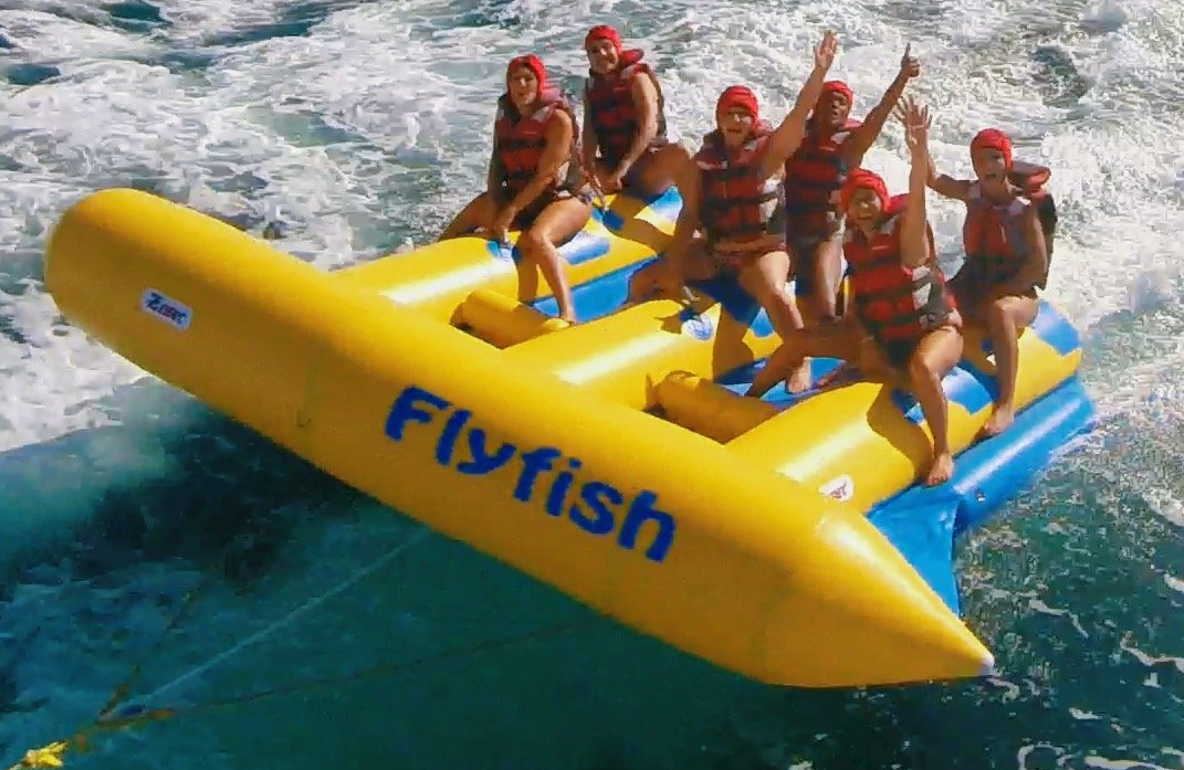 Banana - Crazy Sofa - Flyfish - Benidorm Alicante.