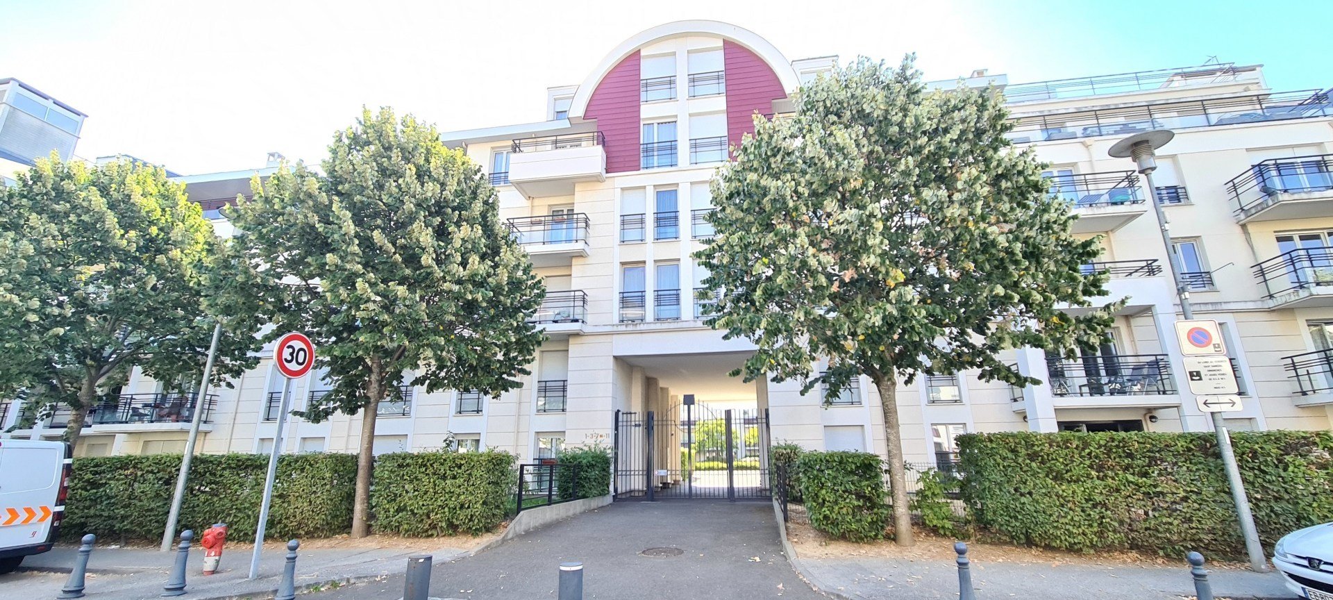 80 Rue Des Ecoles 78955 Carrieres Sous Poissy