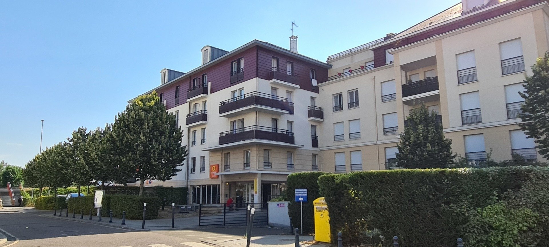 80 Rue Des Ecoles 78955 Carrieres Sous Poissy