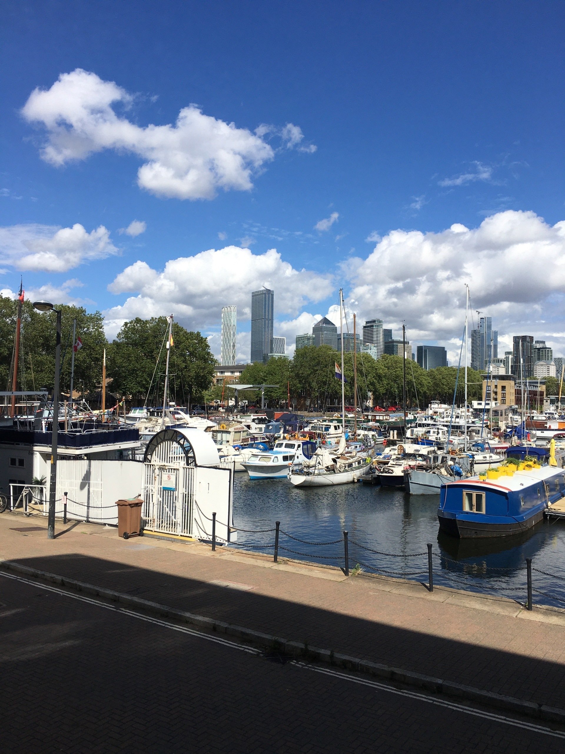 The Dutch Village Coulsdon Vale Estate