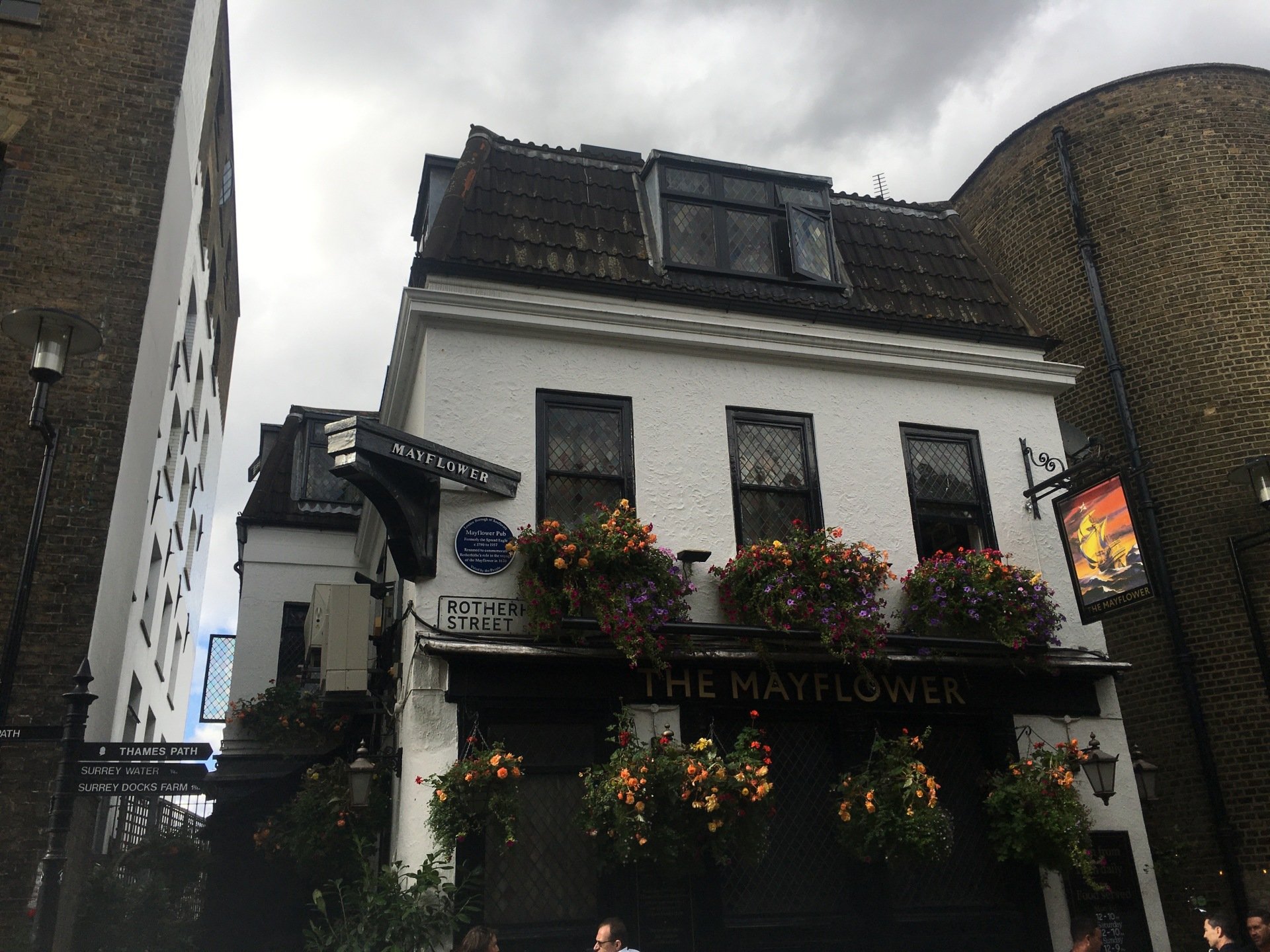 The Dutch Village Coulsdon Vale Estate