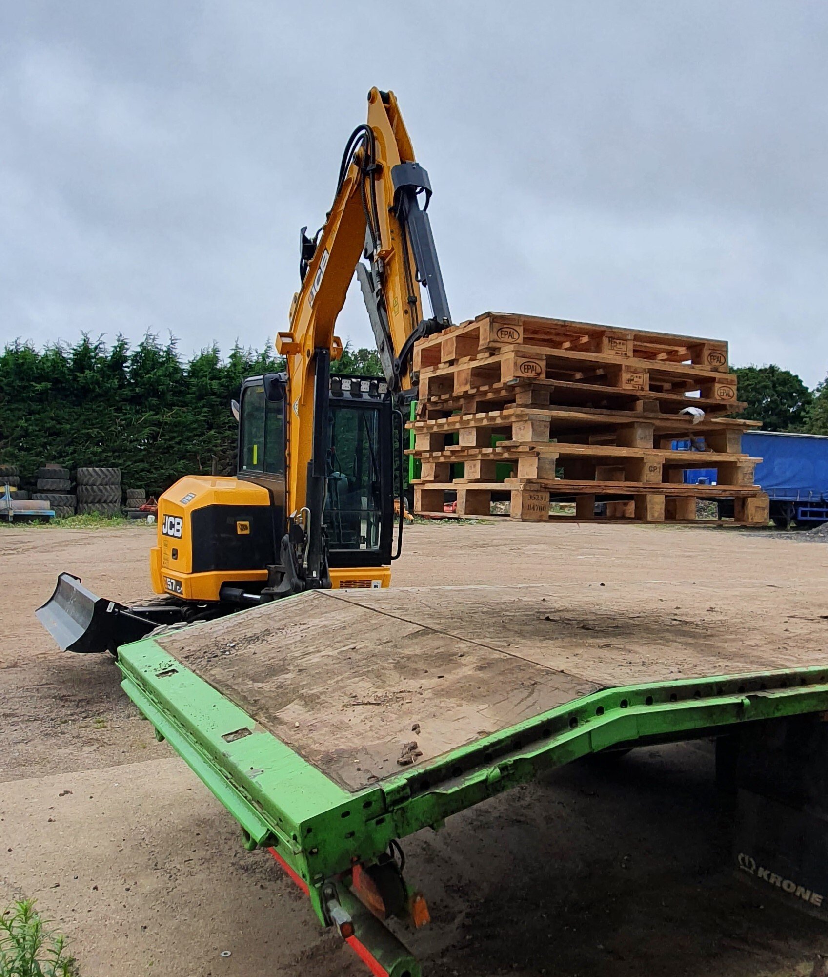 RSL Engineering Excavator Attachments Pallet forks