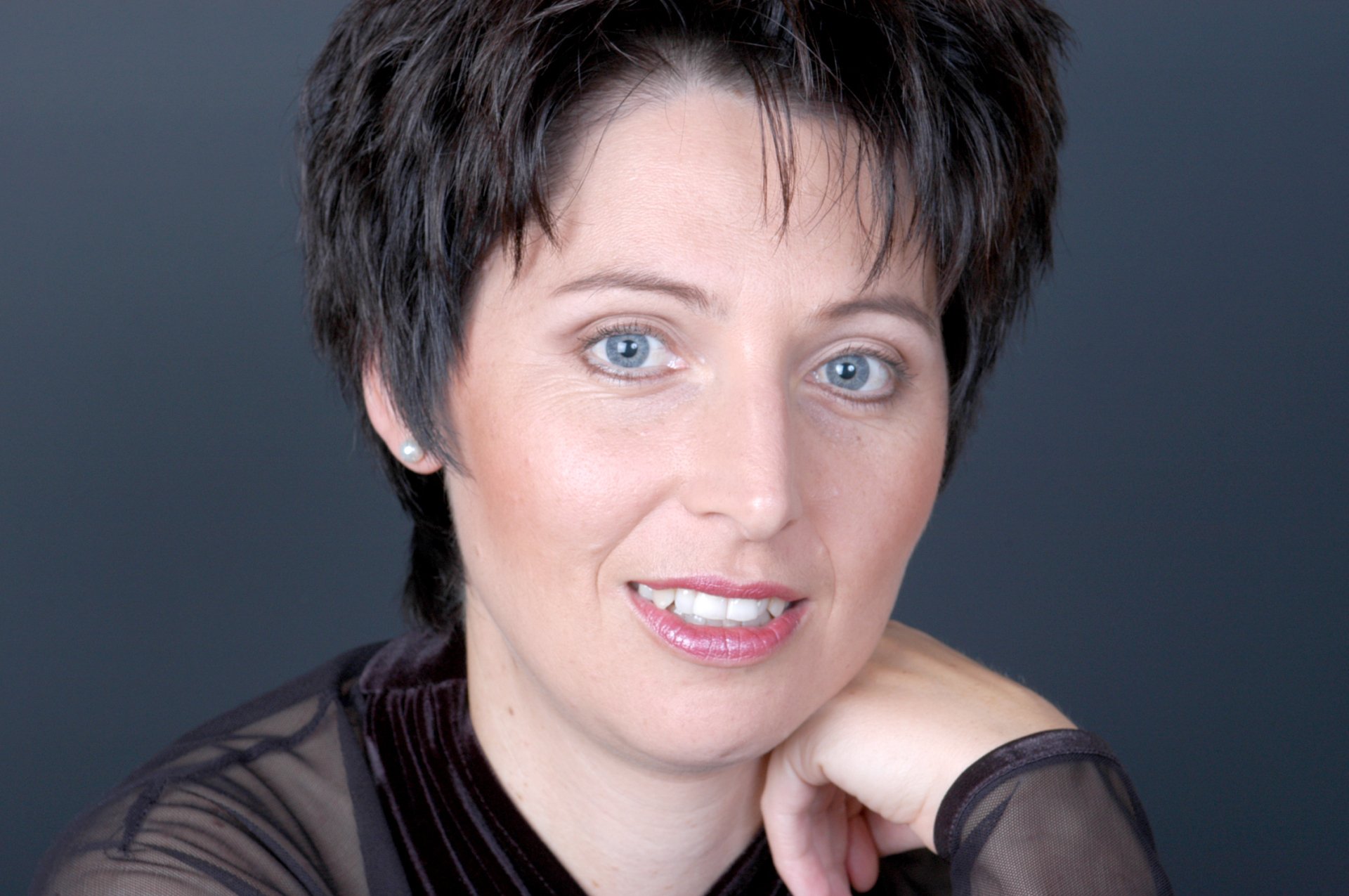 Bildimpressionen der Sopranistin Sandra Rohrer Sacher