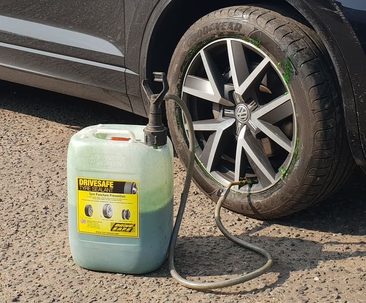 Car tyre sealant for tyre puncture protection
