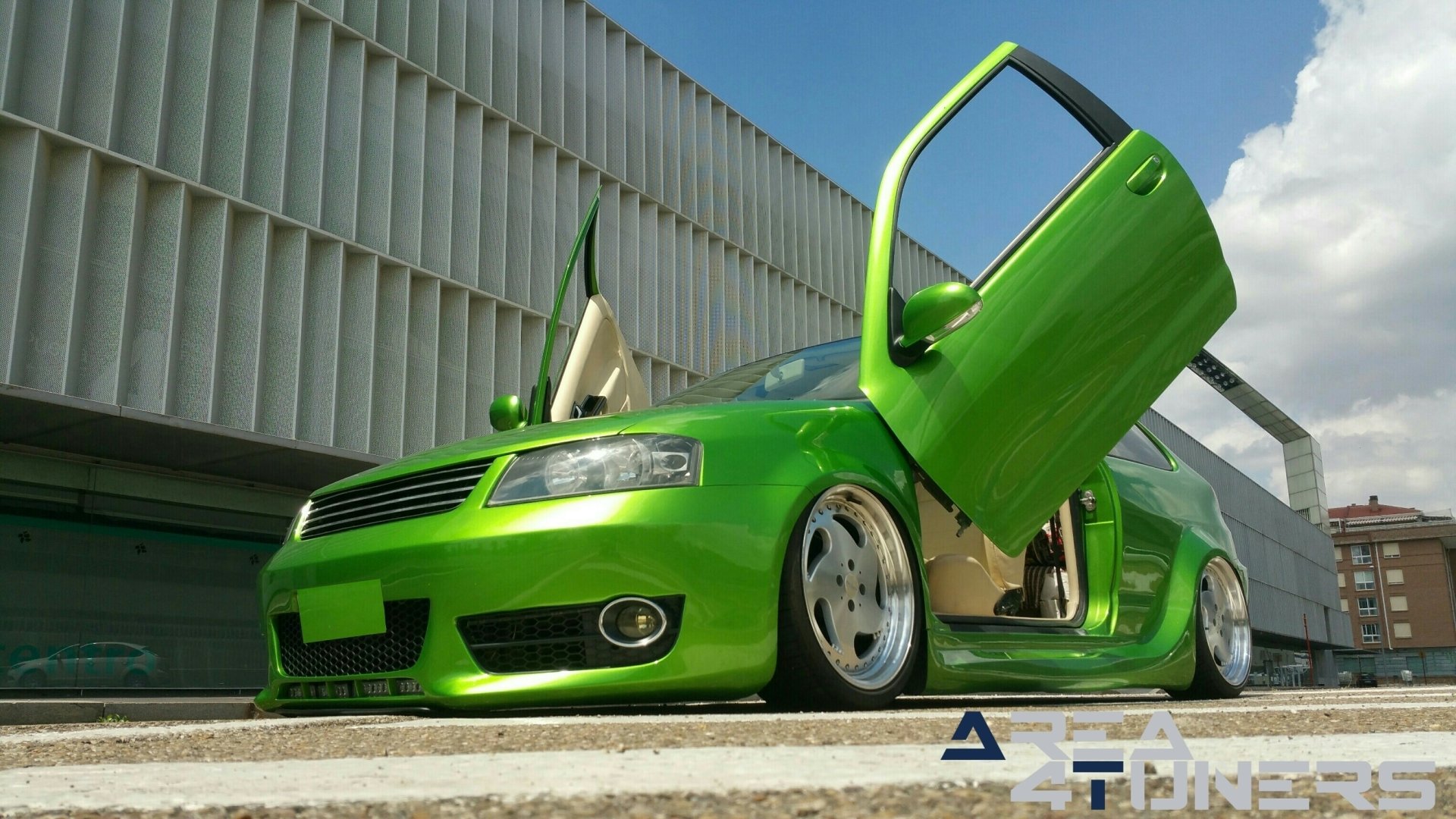 AREA4TUNERS COCHE TUNING SEAT CÓRDOBA THE GREEN MISTERY
