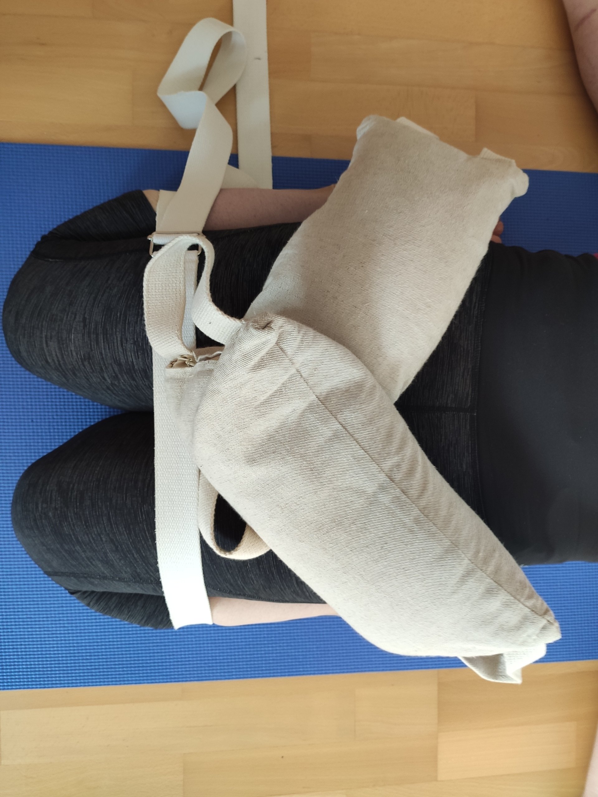 Hilfsmittel bei Yogasana-Yoga