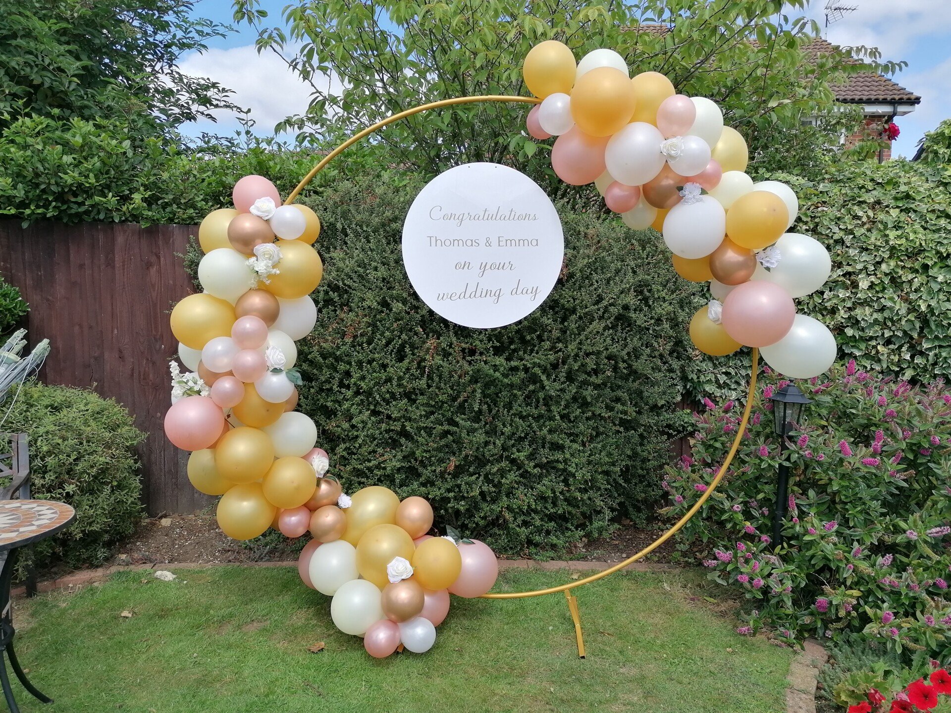 Balloon decoration in Milton Keynes and Bucks area