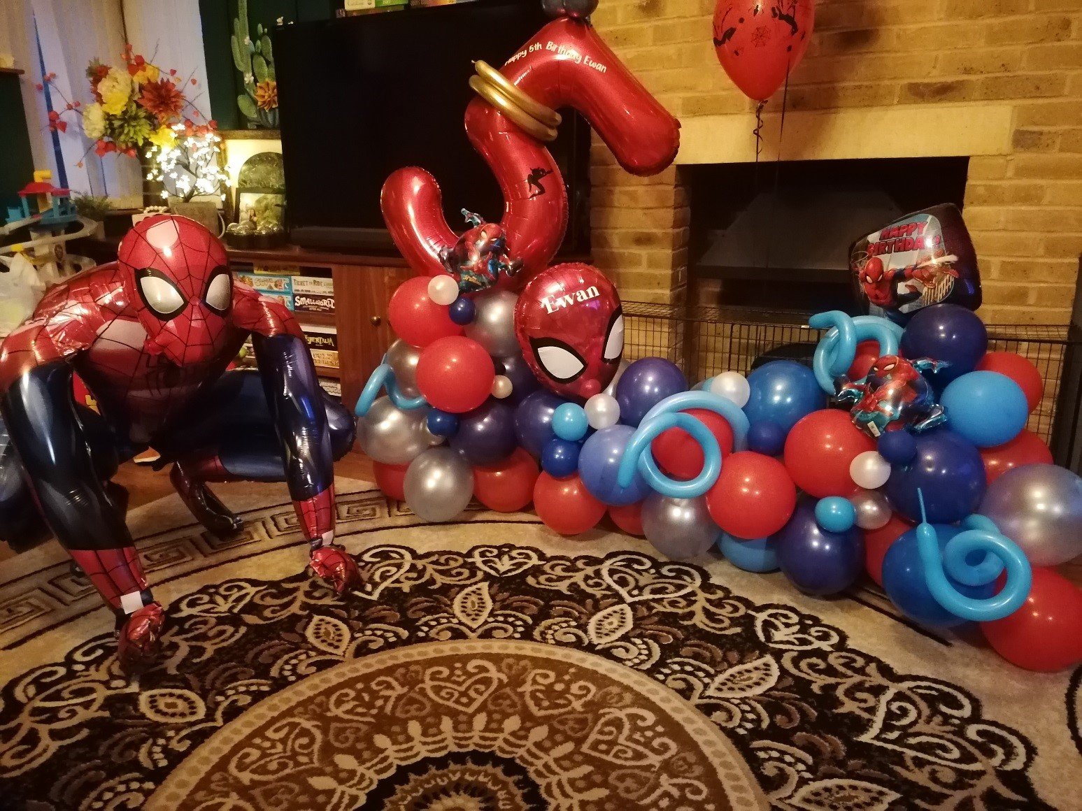 Balloon decoration in Milton Keynes and Bucks area