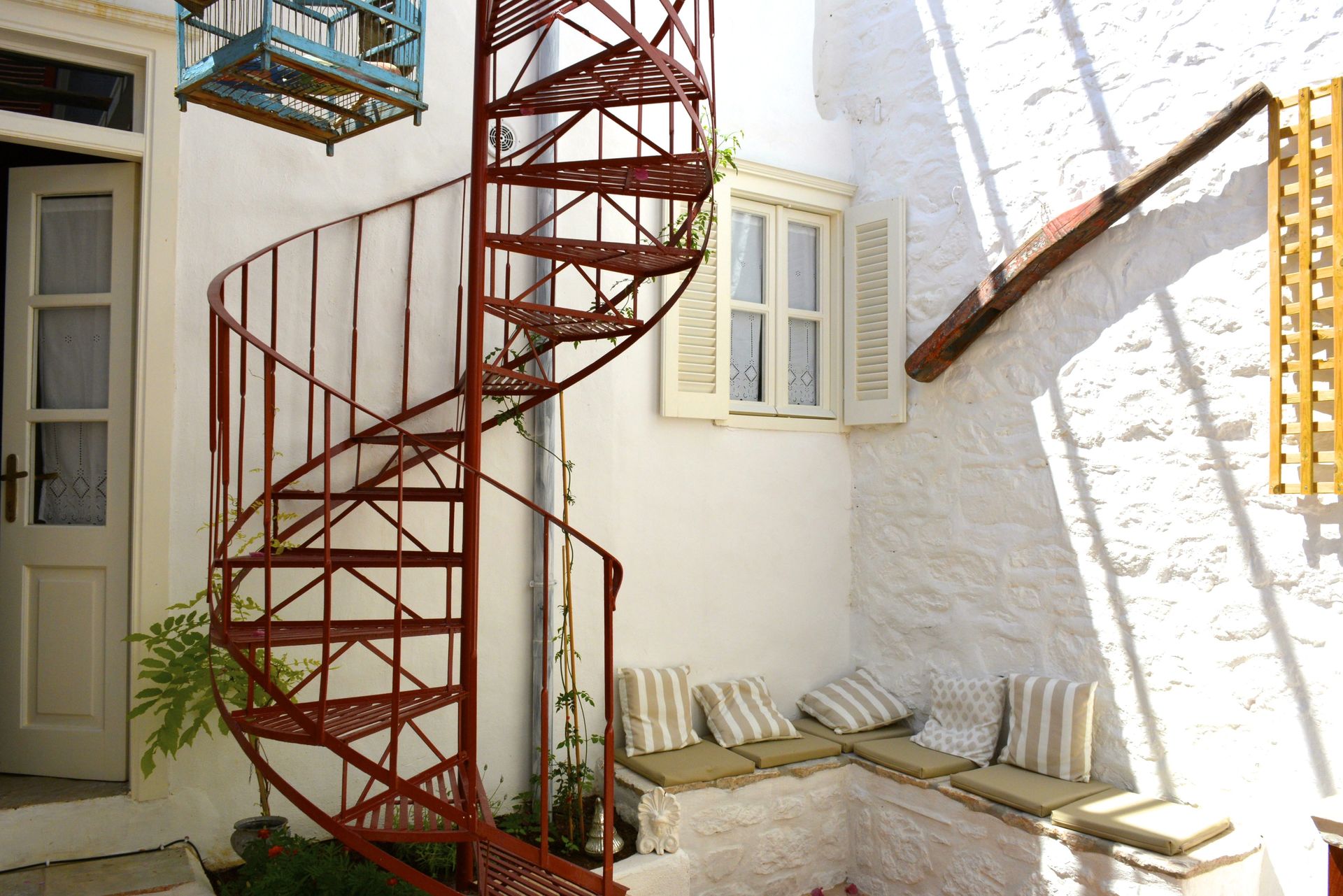 A Hydra House Holiday houses to rent on Hydra Island Greece