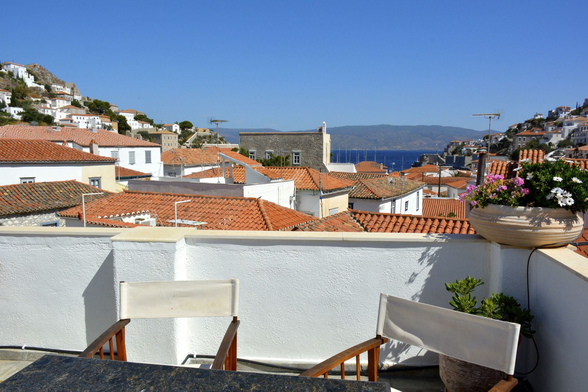 A Hydra House Holiday houses to rent on Hydra Island Greece