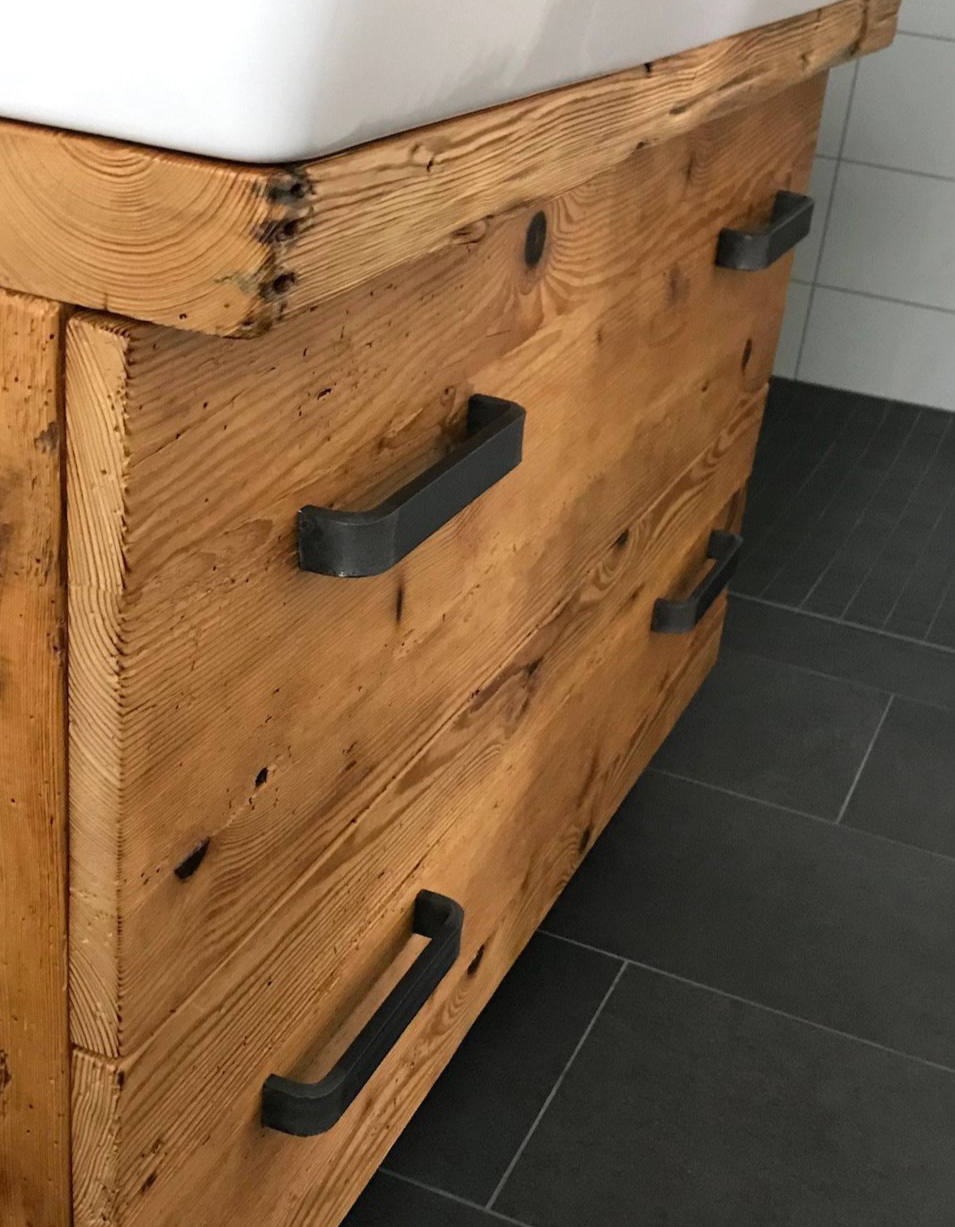 Waschtisch 3 | Massivholzmöbel aus Altholz von woodesign