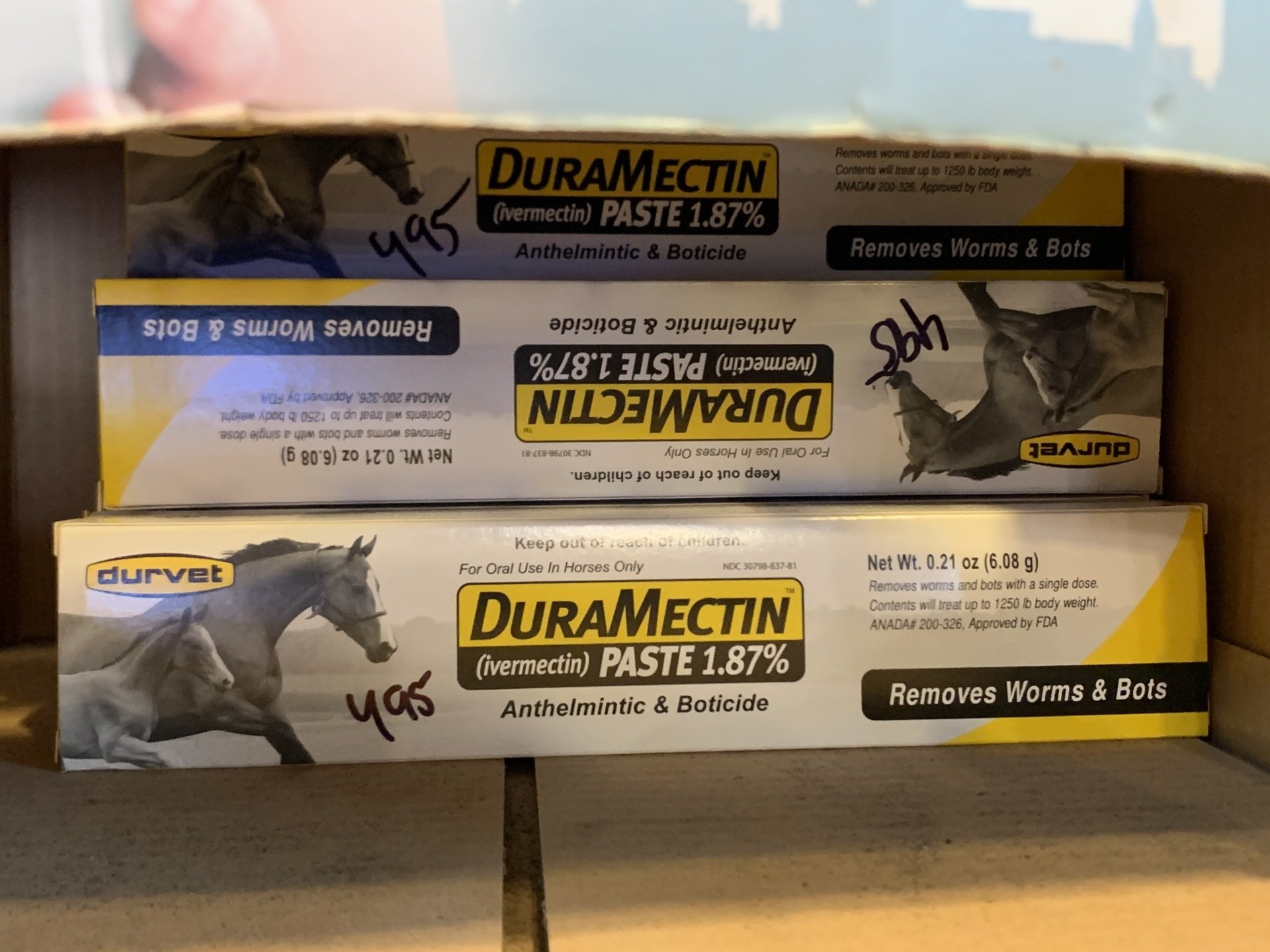Livestock Medications & Supplements