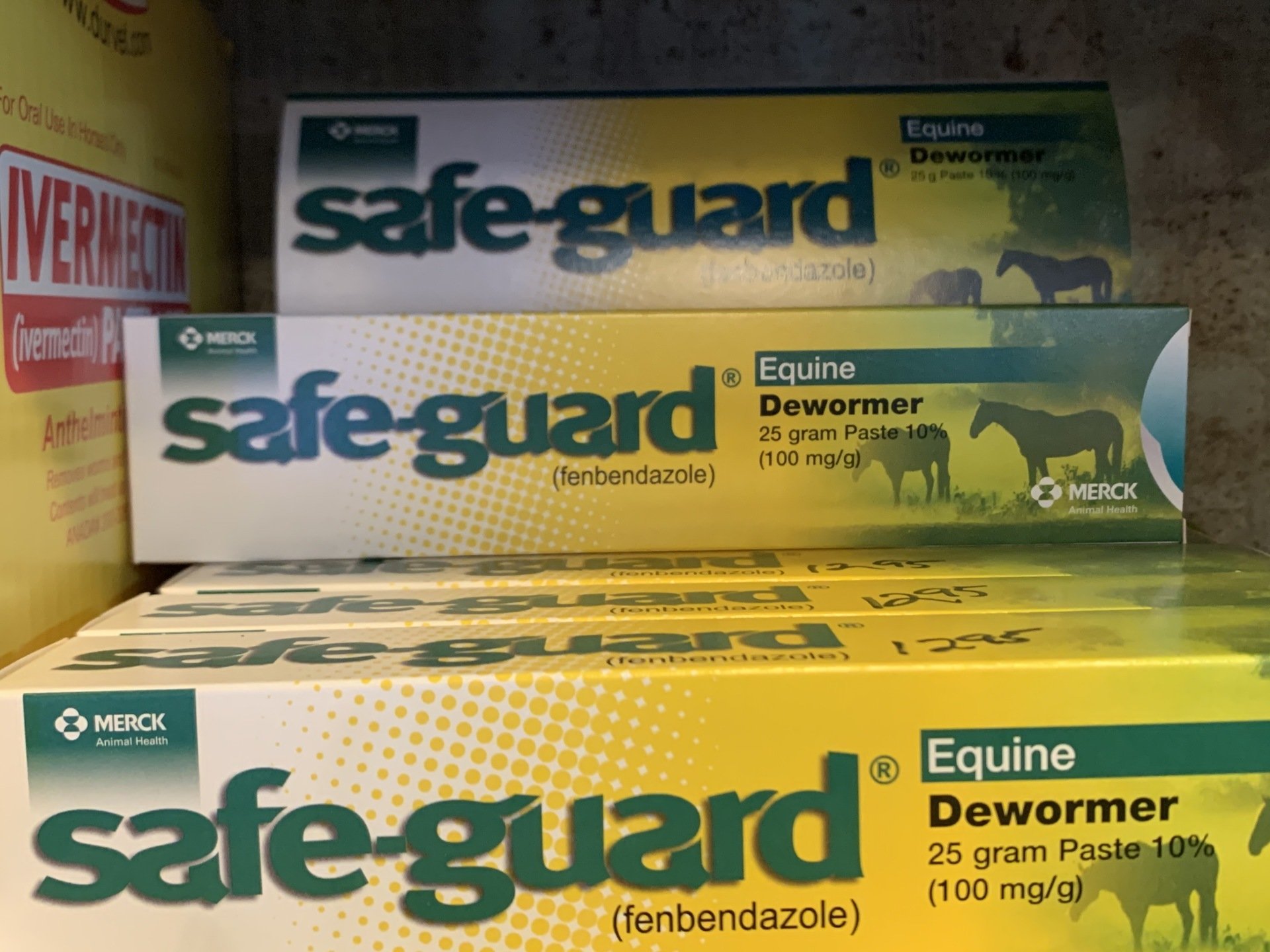 Livestock Medications & Supplements