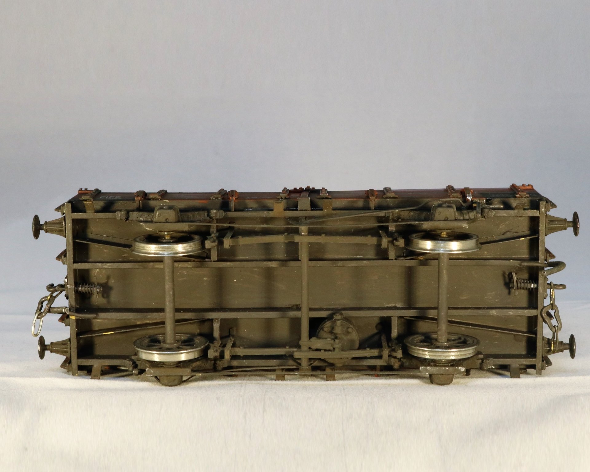 A superior range of O Gauge (7mm) Brass Etch Wagon Kits and useful