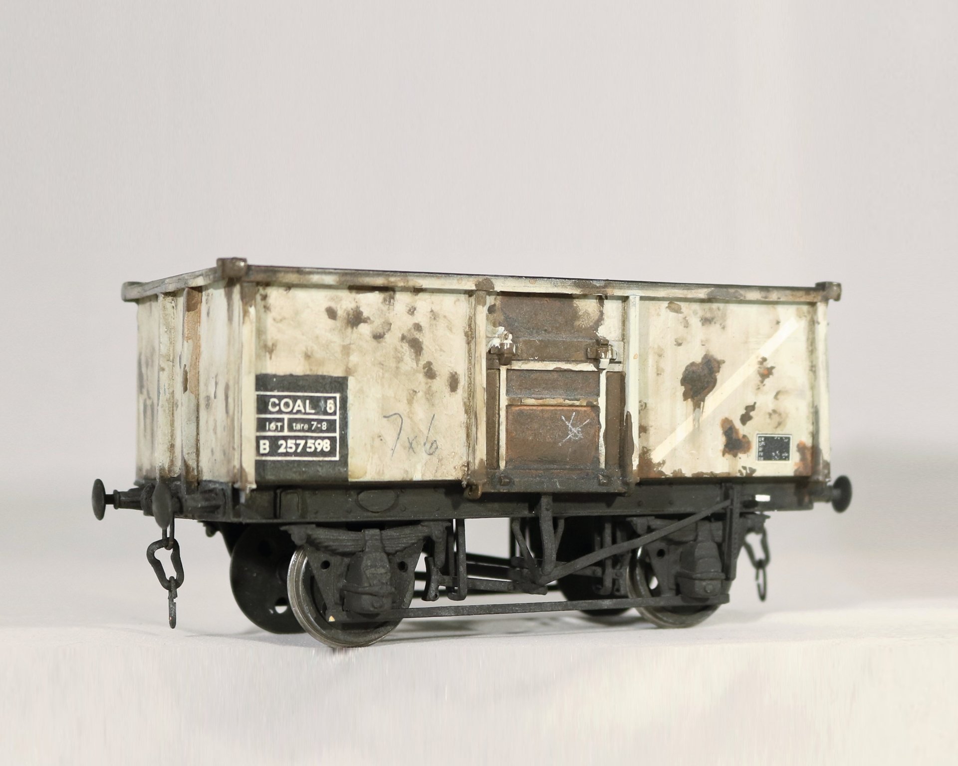 A superior range of O Gauge (7mm) Brass Etch Wagon Kits and useful