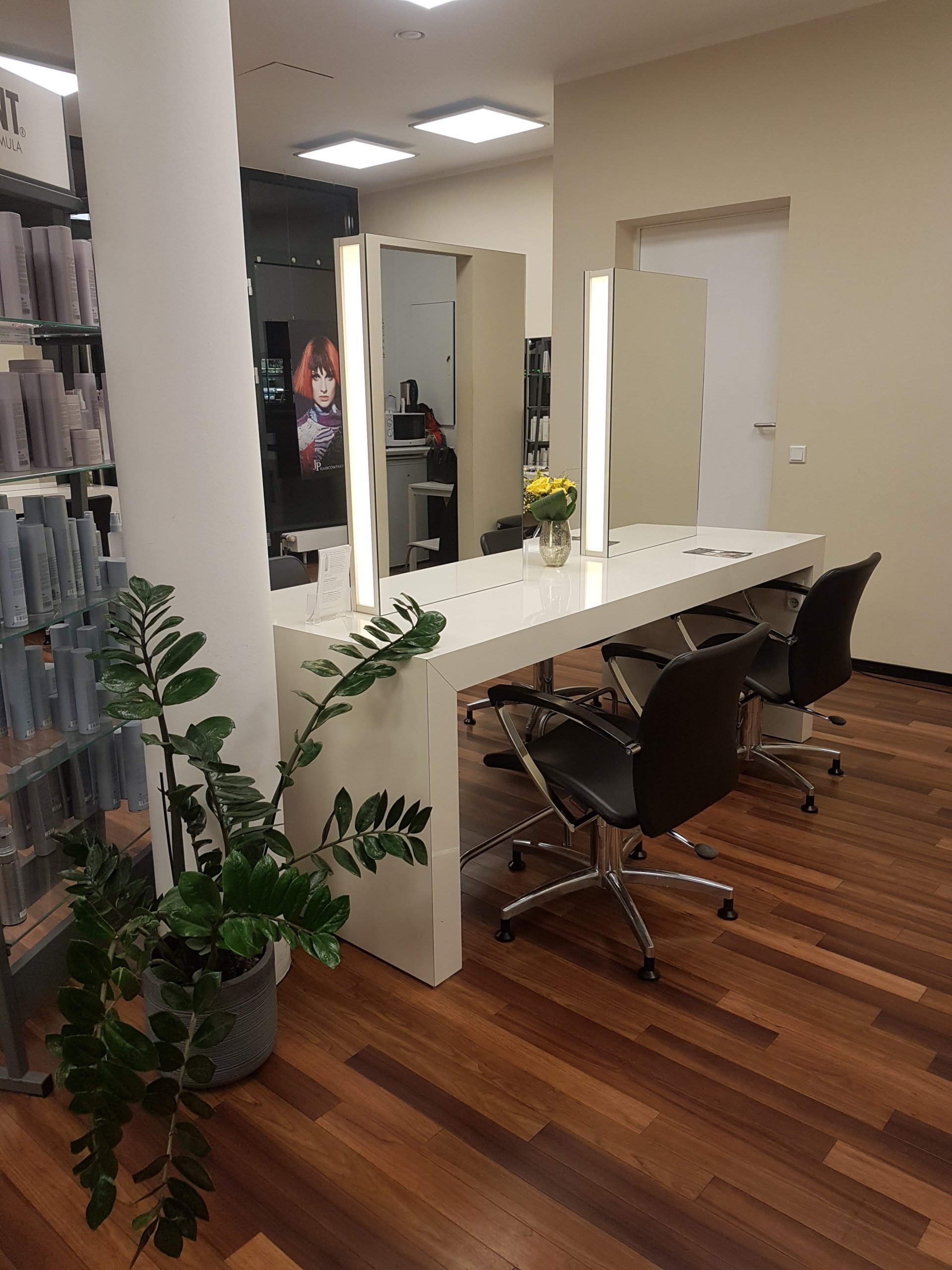 Wir haben den Friseursalon Hairlounge by Mary in Troisdorf eröffnet