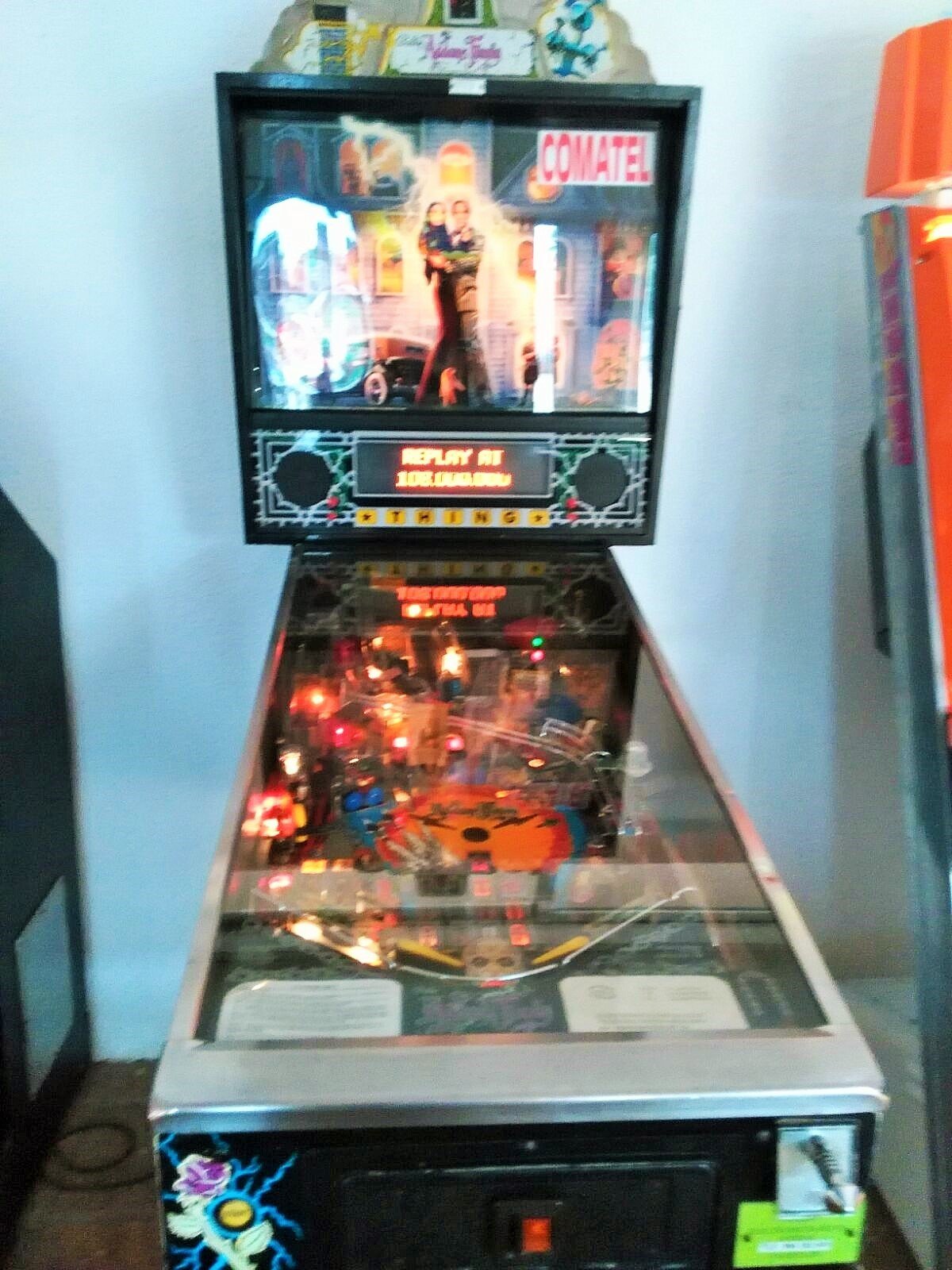 Reparación y venta de máquinas recreativas, pinball, arcade, billares