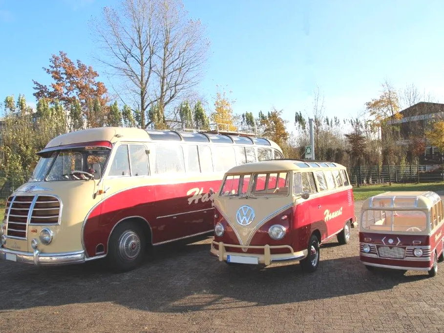 Bob W Lübeck Old Town TOP-OLDTIMERBUS MIETEN in HAMBURG | Hochzeit | Events