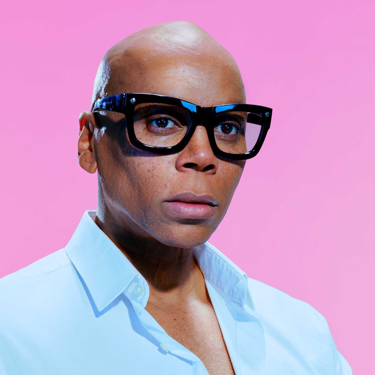 Black Celebrities Born on November 17 | Learn More