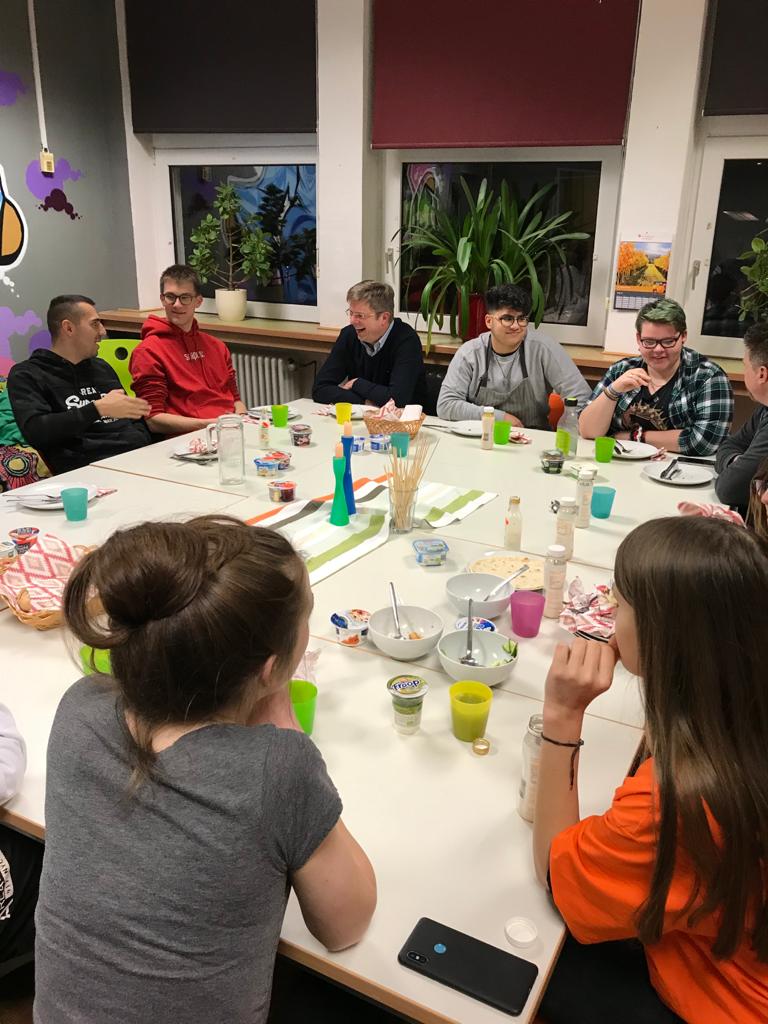 Ein Tolles Team F r Die Jugend