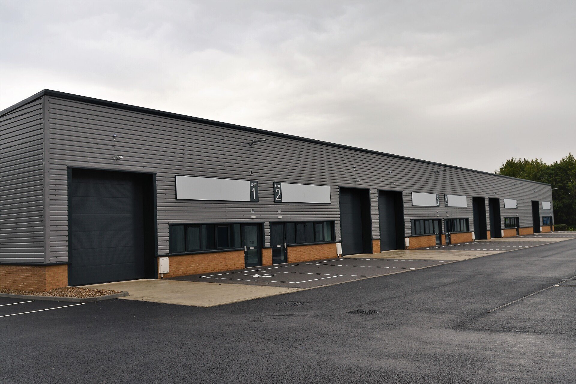 Heathfield, Stacey Bushes