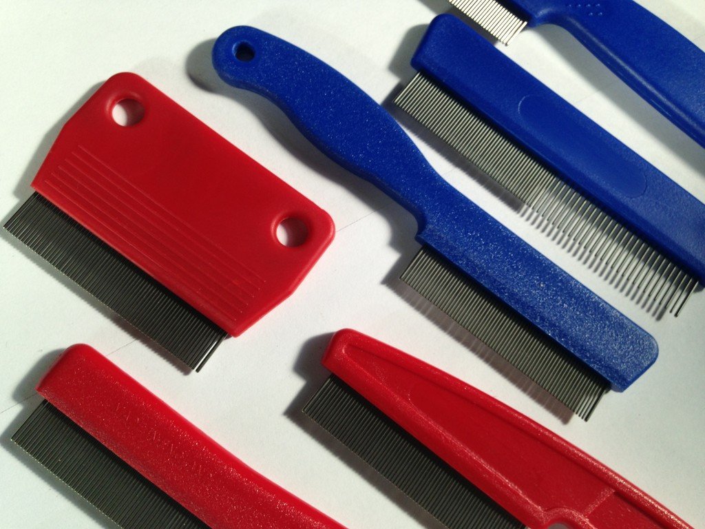 British manufactured lice & flea combs