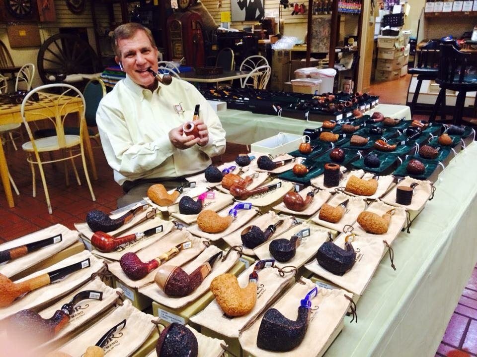 Boda Pipes and Cigar Lounge