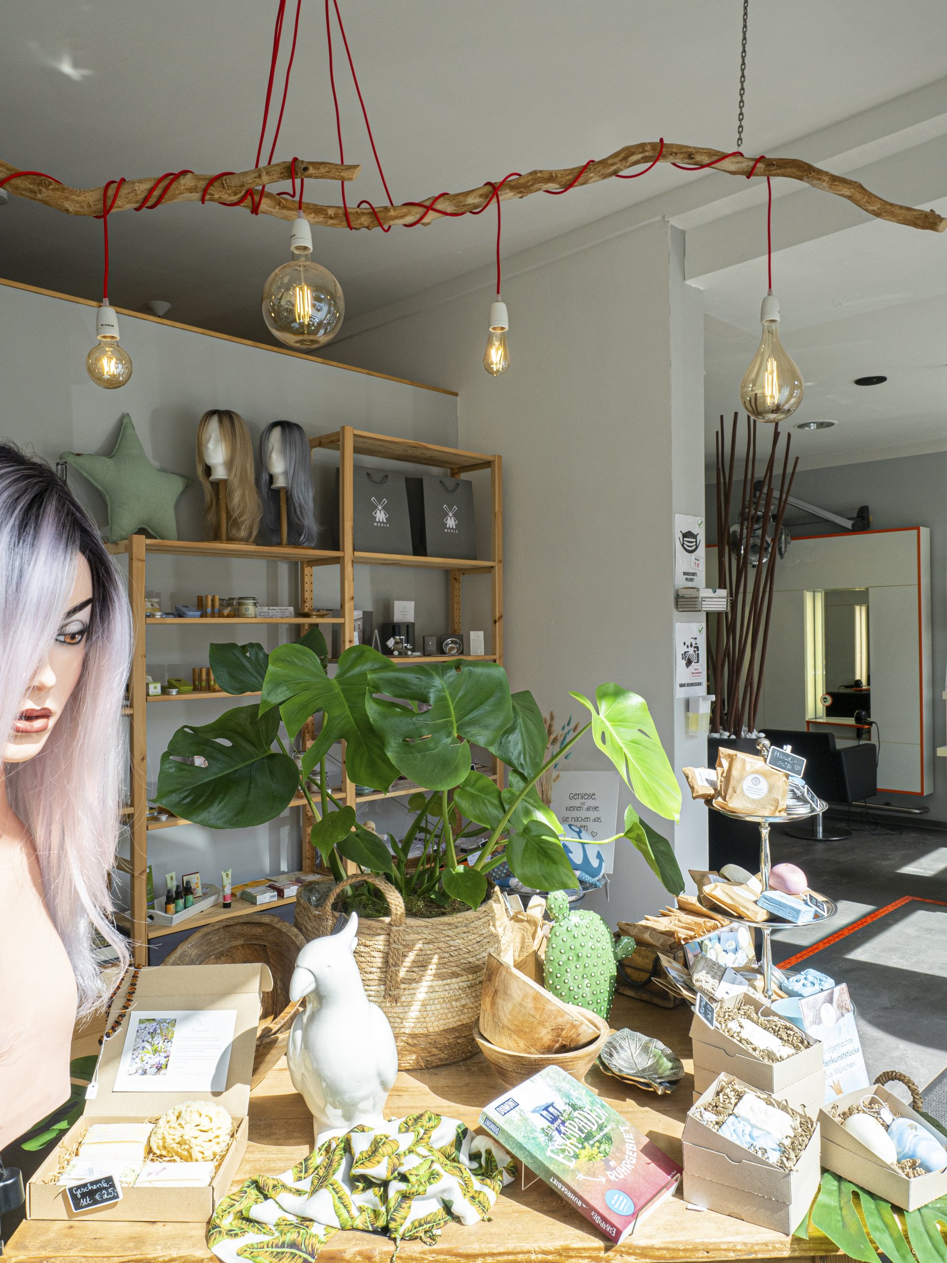 FRISUR KULTUR | Friseur- und Zweithaarstudio in Essen