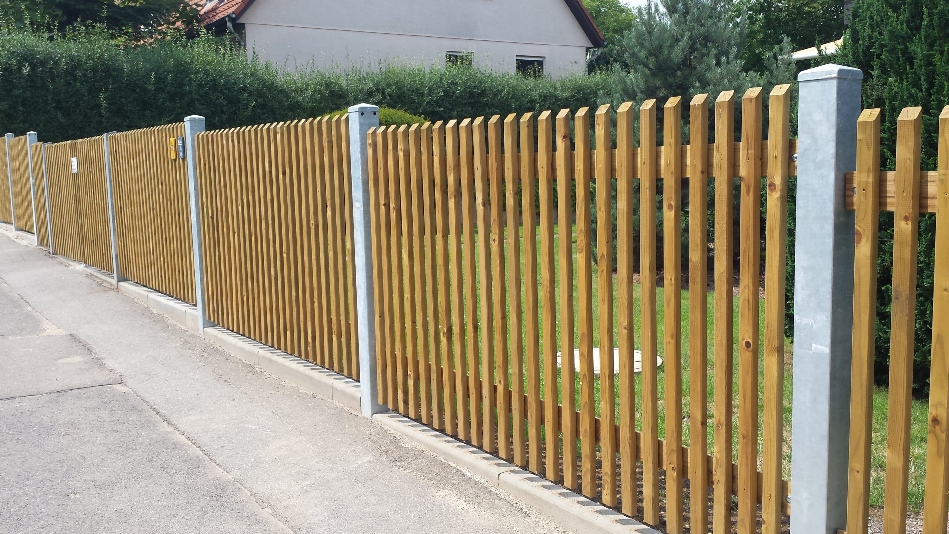 Holzzaun