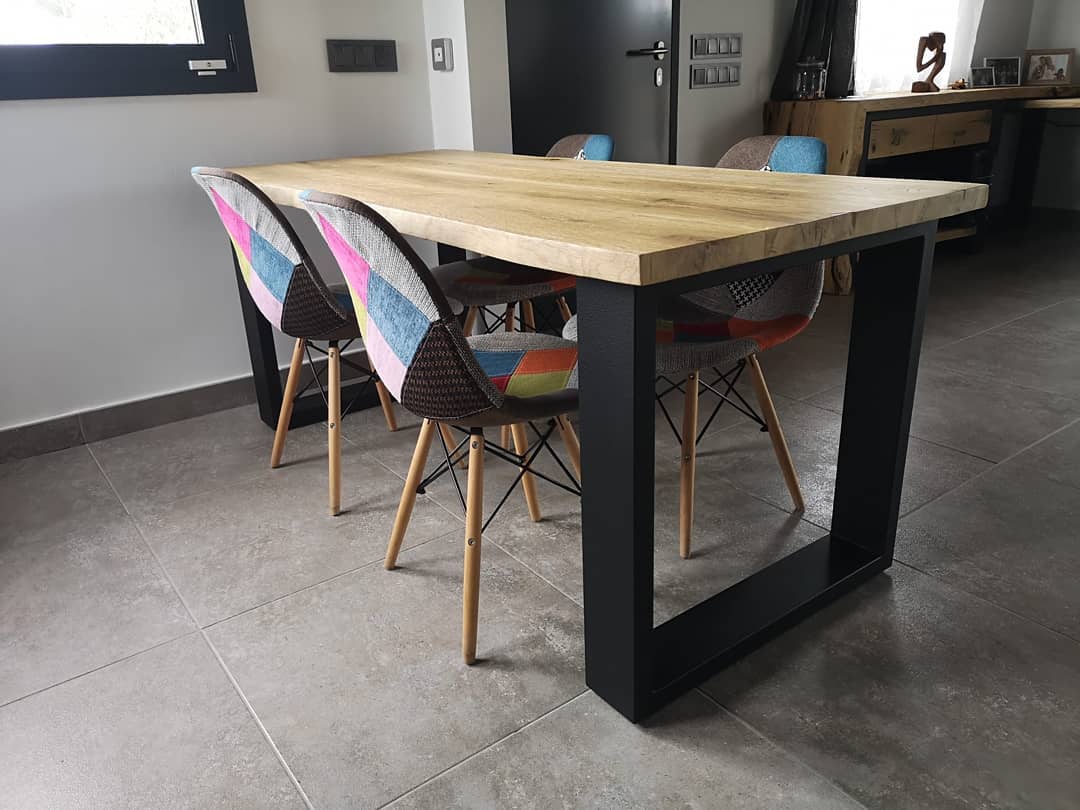 Bureau en bois massif sur mesure — free download