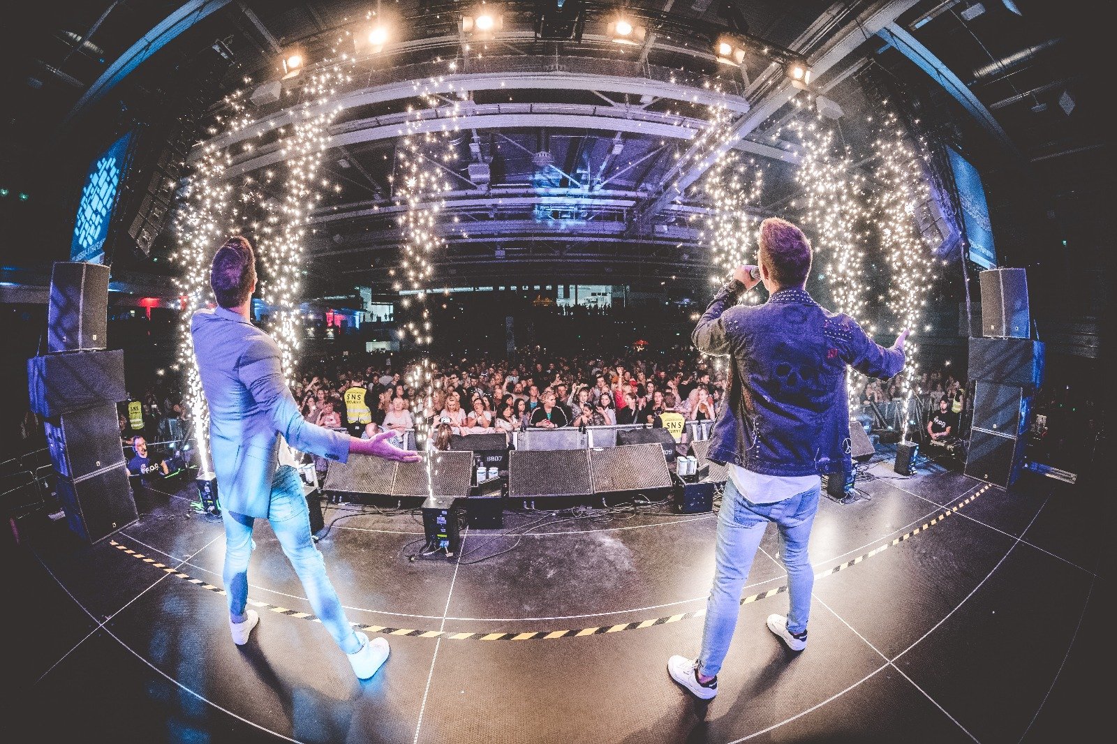 NEON Die offizielle Webseite