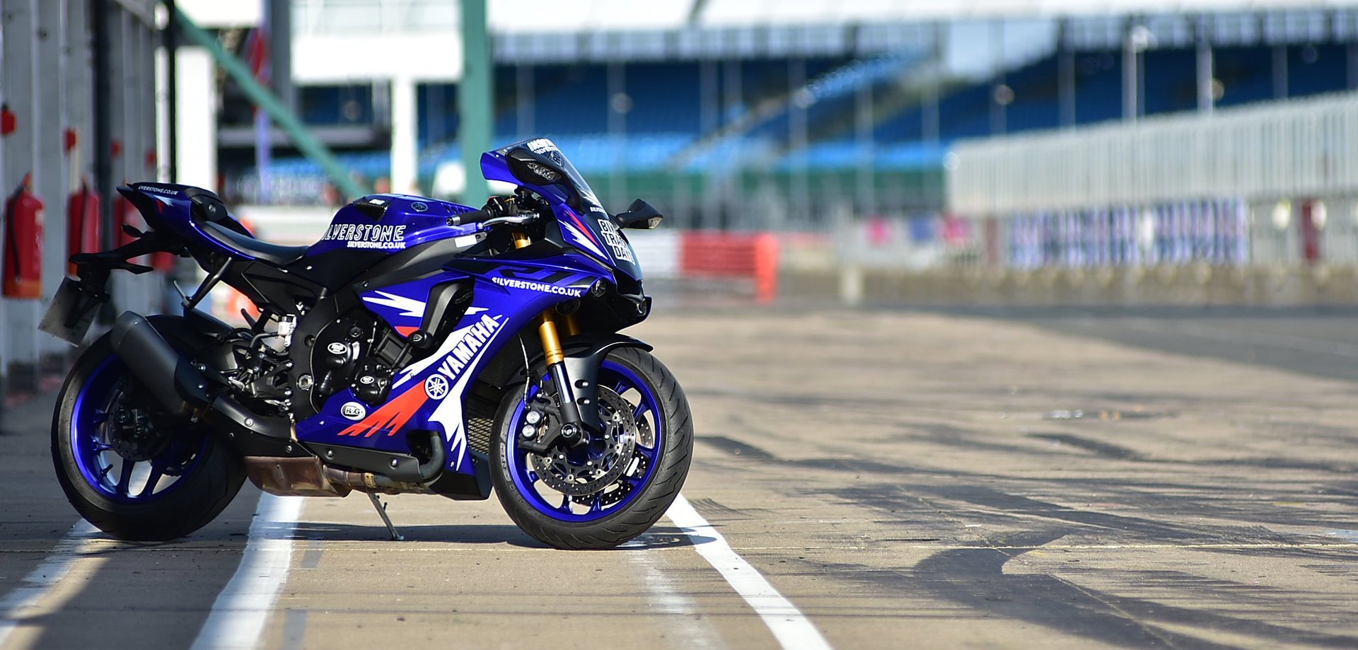 Silverstone Photographic Guide.