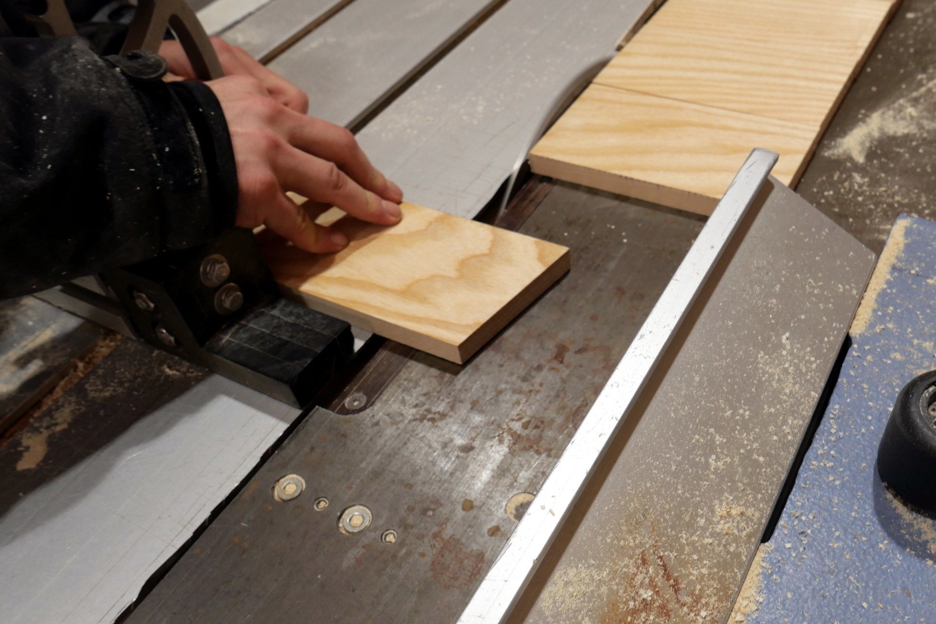 Die Produktion unserer Holzsammlung in Bildern