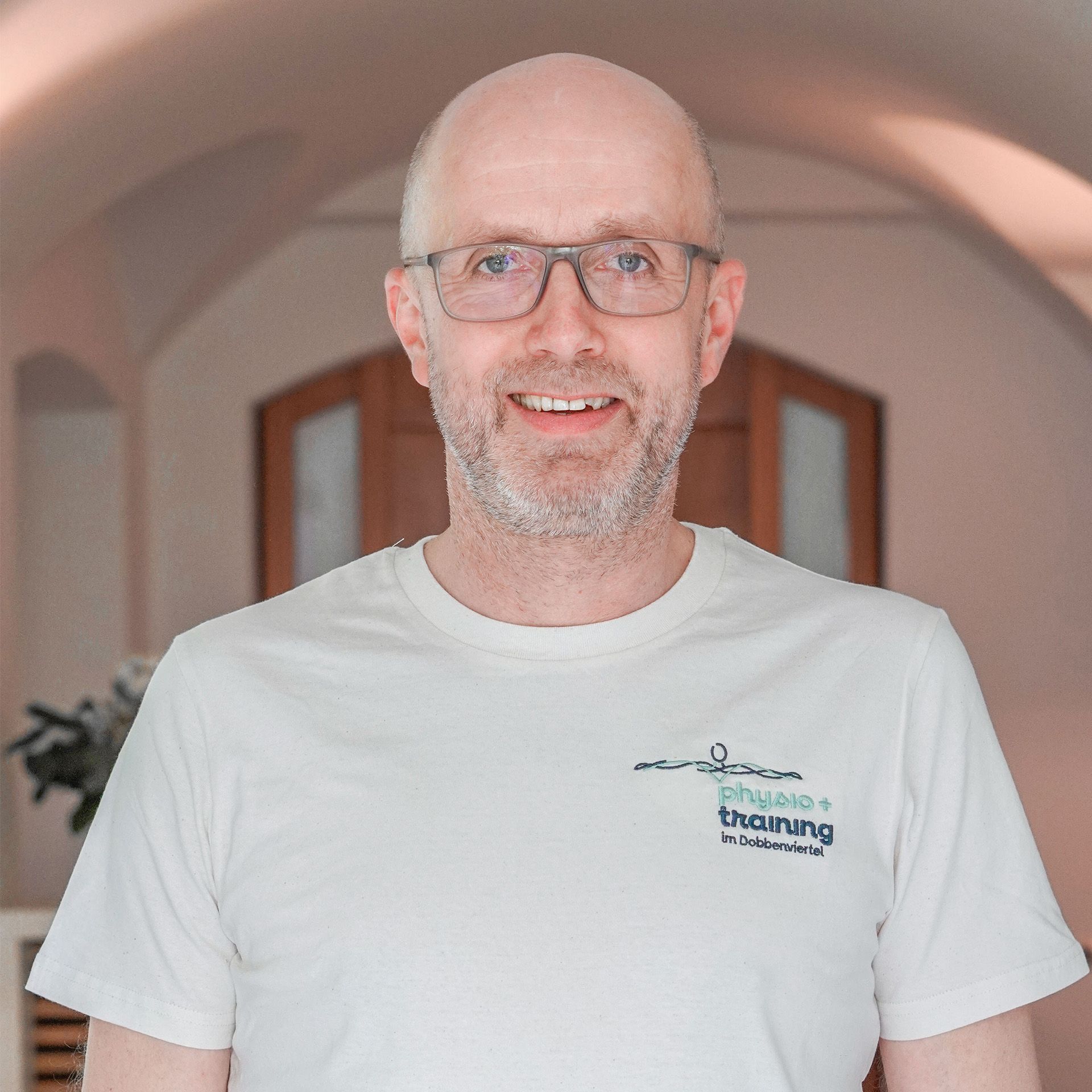 Foto von Personal Trainer Dominik Nitsche von Physio + Training im Dobbenviertel in Oldenburg