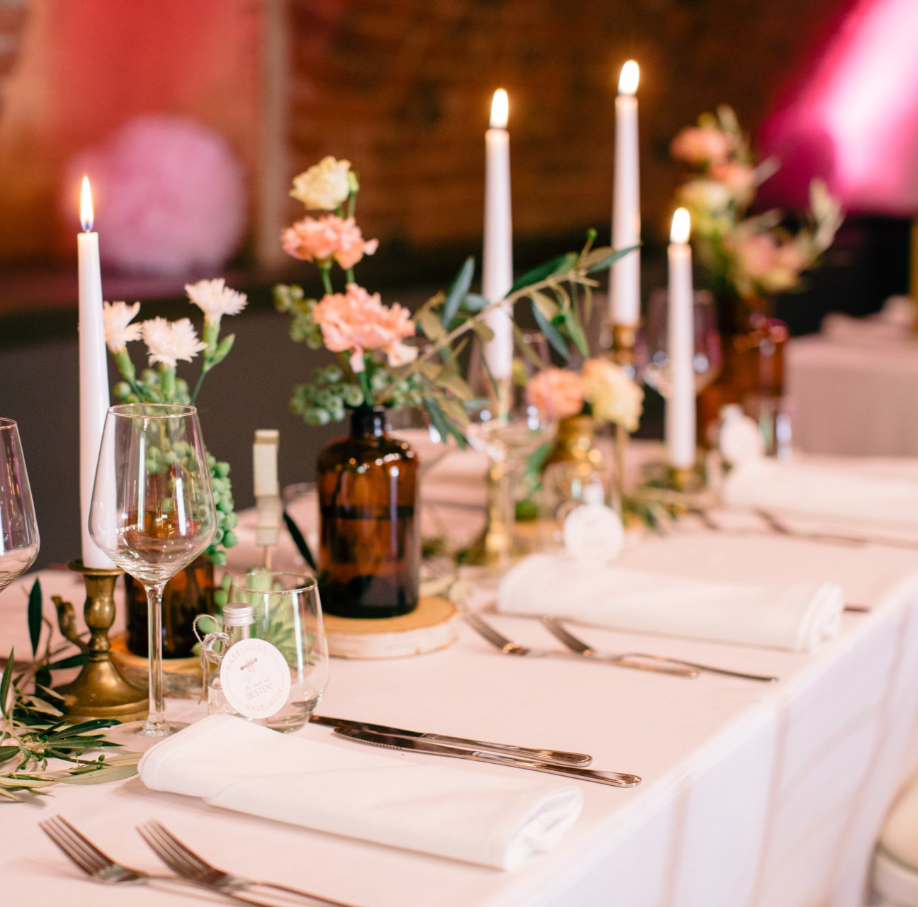 Darauf sollte bei der Hochzeitstafel geachtet werden