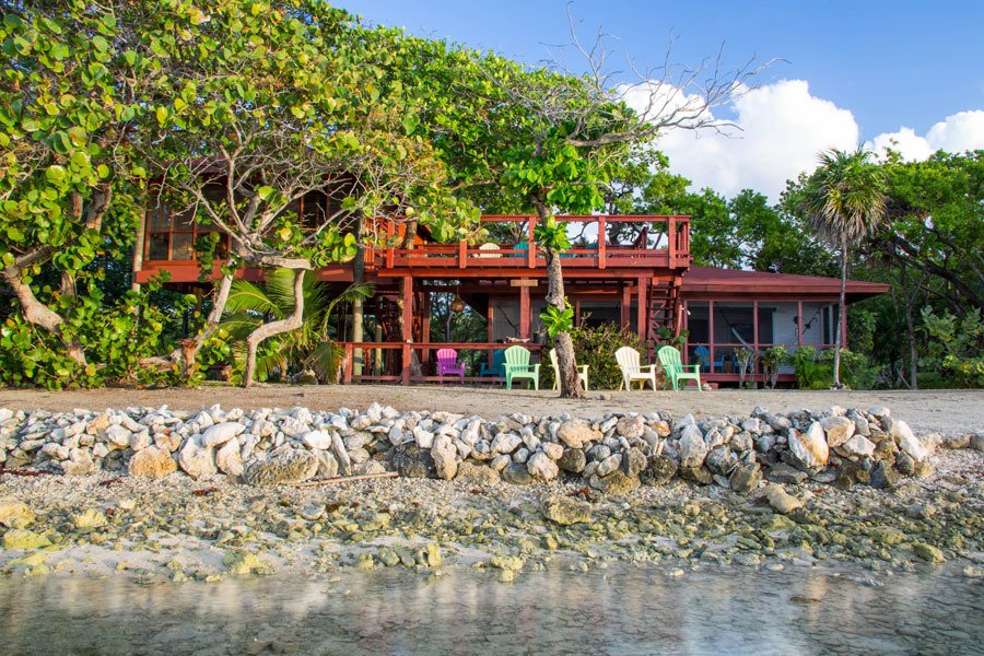 La Casita Beach House | Roatan Honduras | Playa Miguel | CoCo View