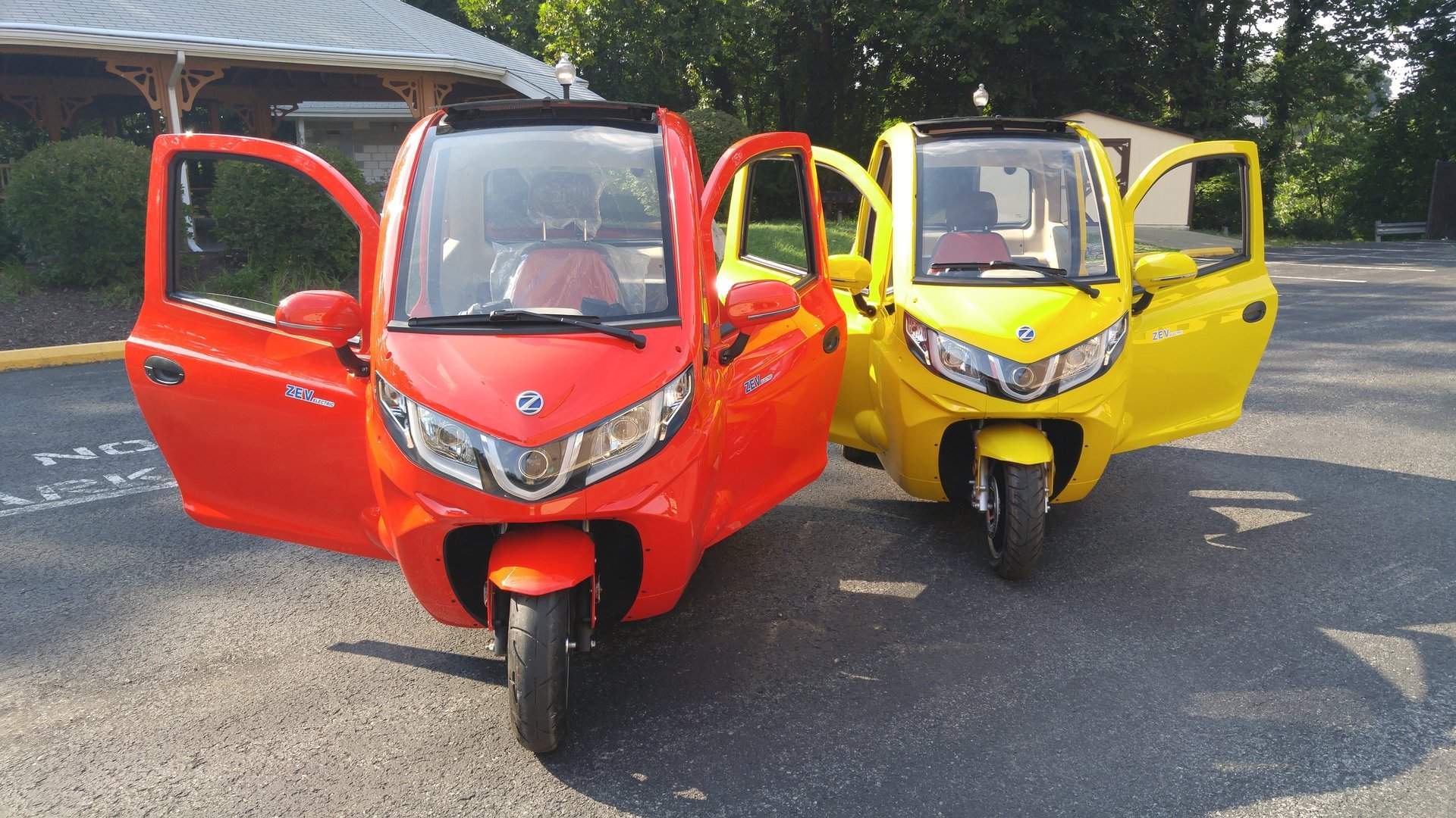 ZEV T31 Micro Enclosed Trike