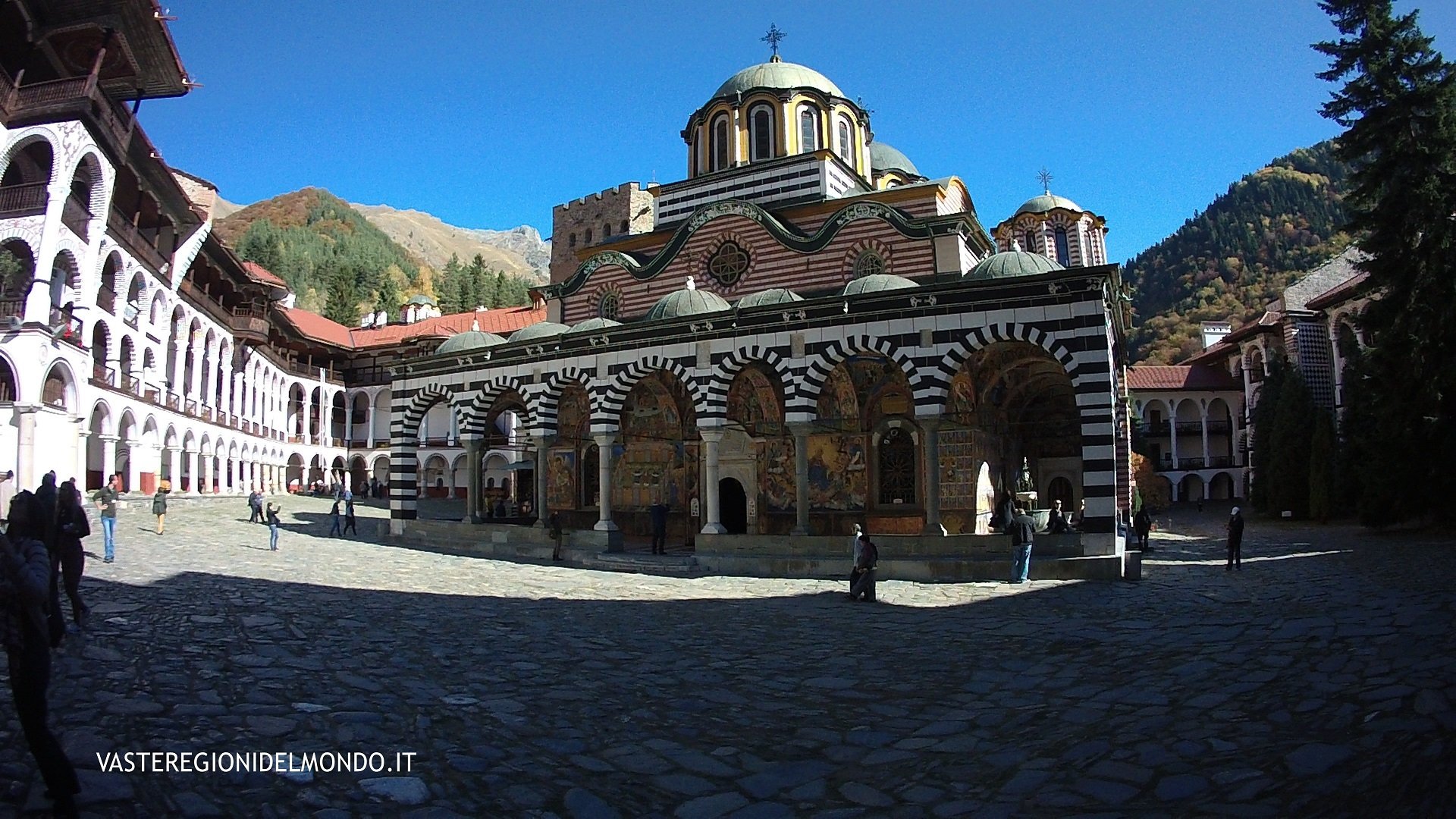 Momenti magici. Monastero di Rila Vasteregionidelmondo.it