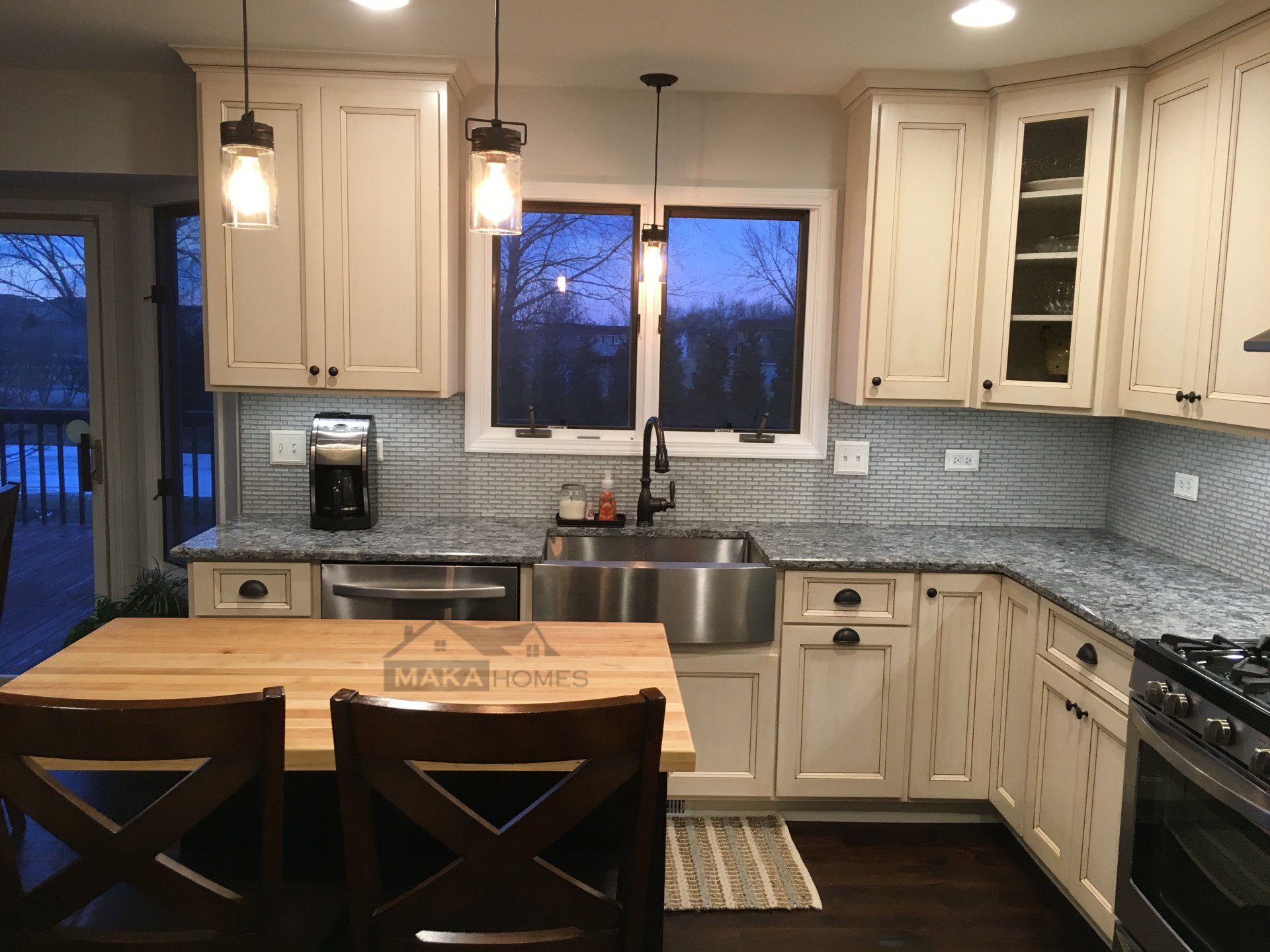 Kitchen and Bathroom Remodeling Orland Park IL | Maka Homes Inc