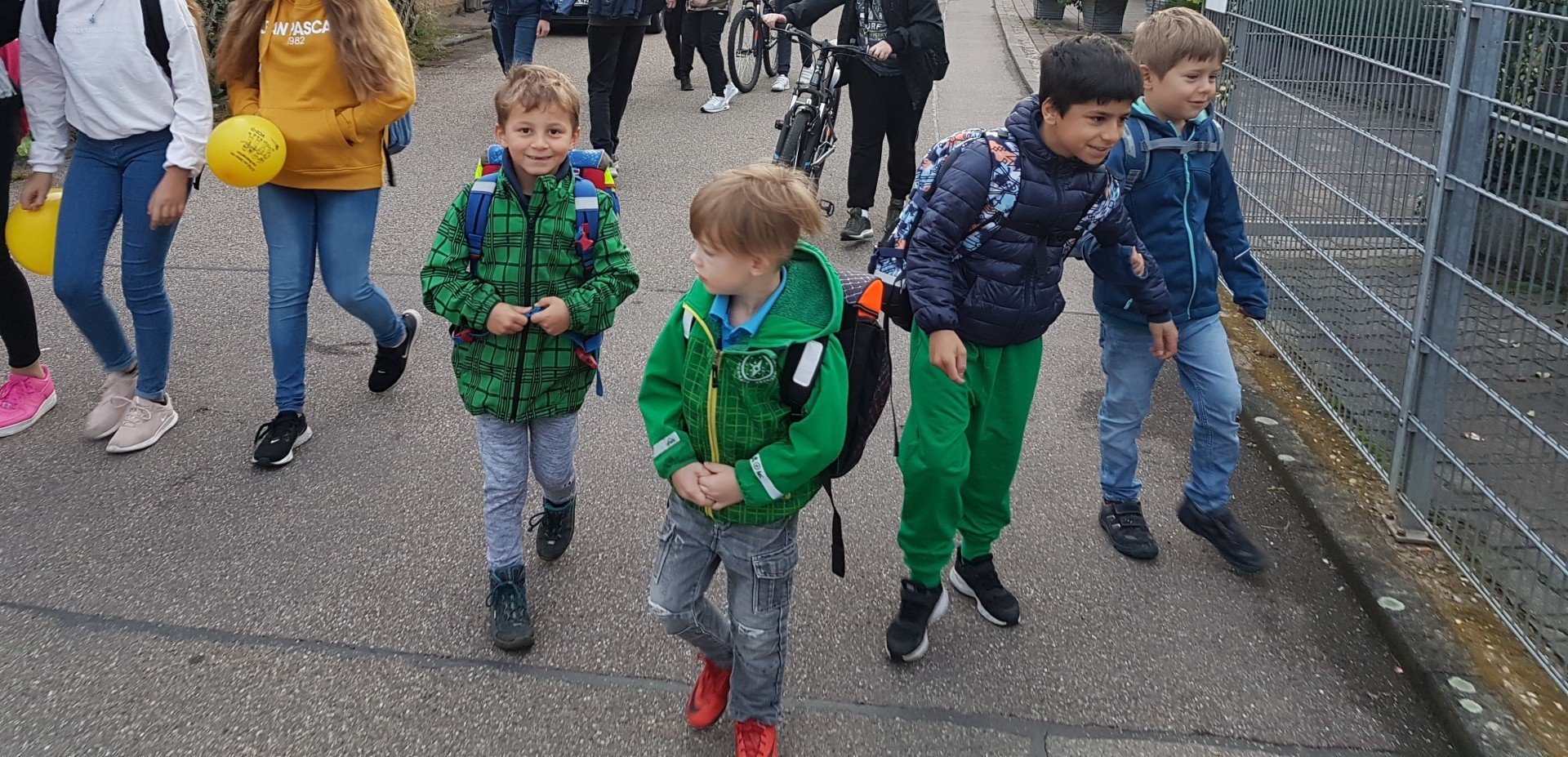 Mann zu schüchtern zum treffen